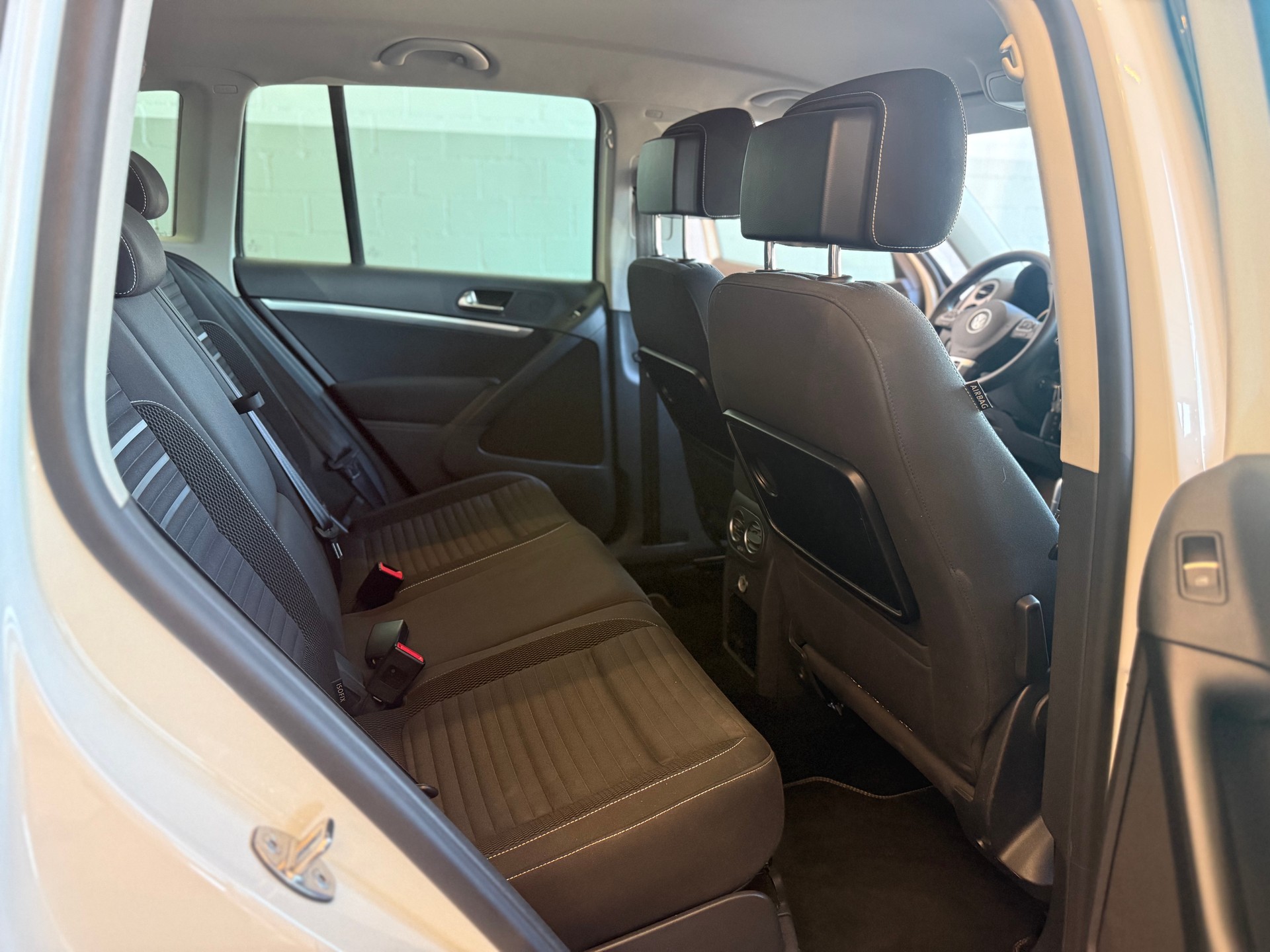 VW Tiguan 2.0 TDI BMT Cup 4Motion DSG-image-8