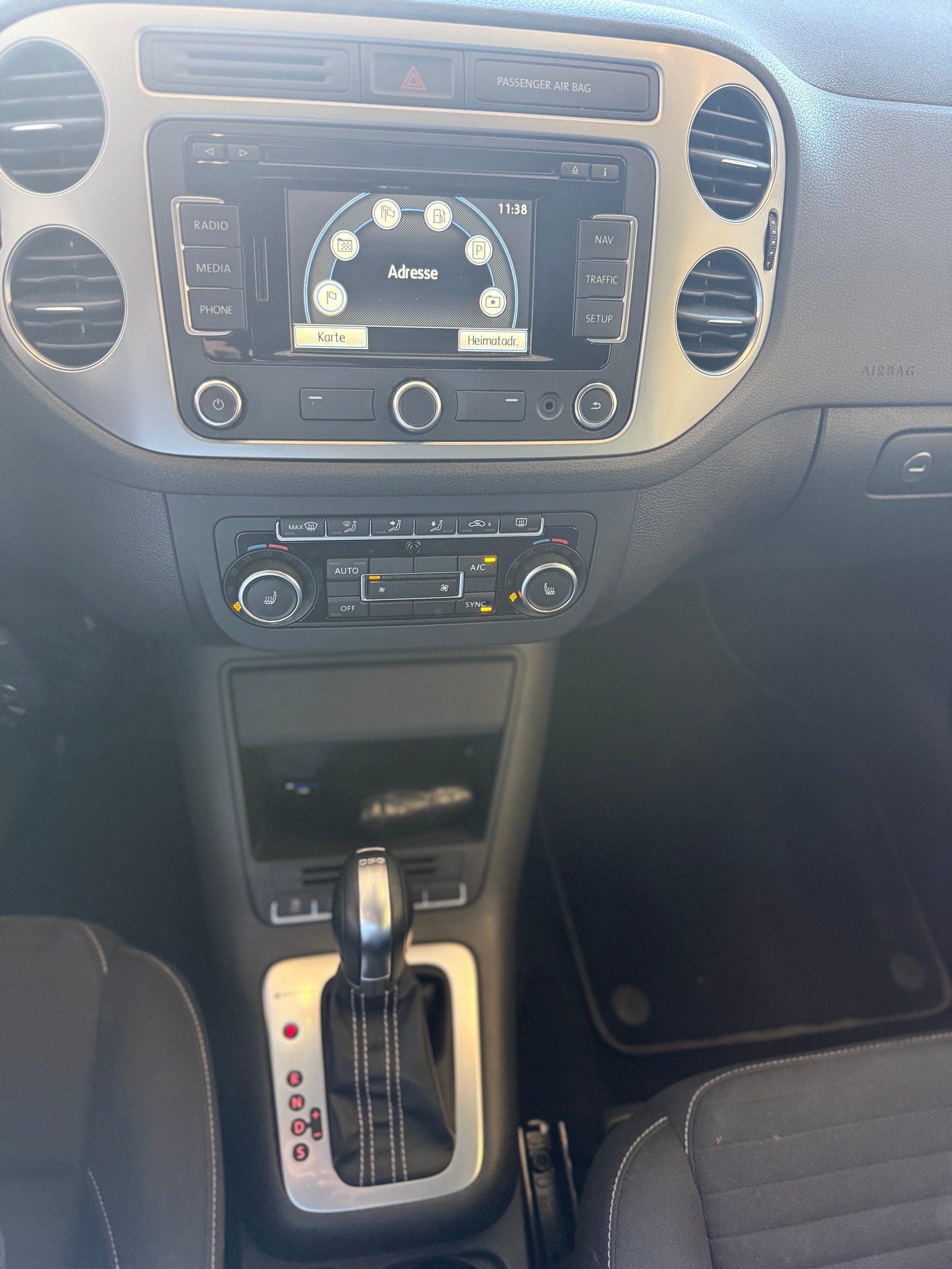 VW Tiguan 2.0 TDI BMT Cup 4Motion DSG-image-12