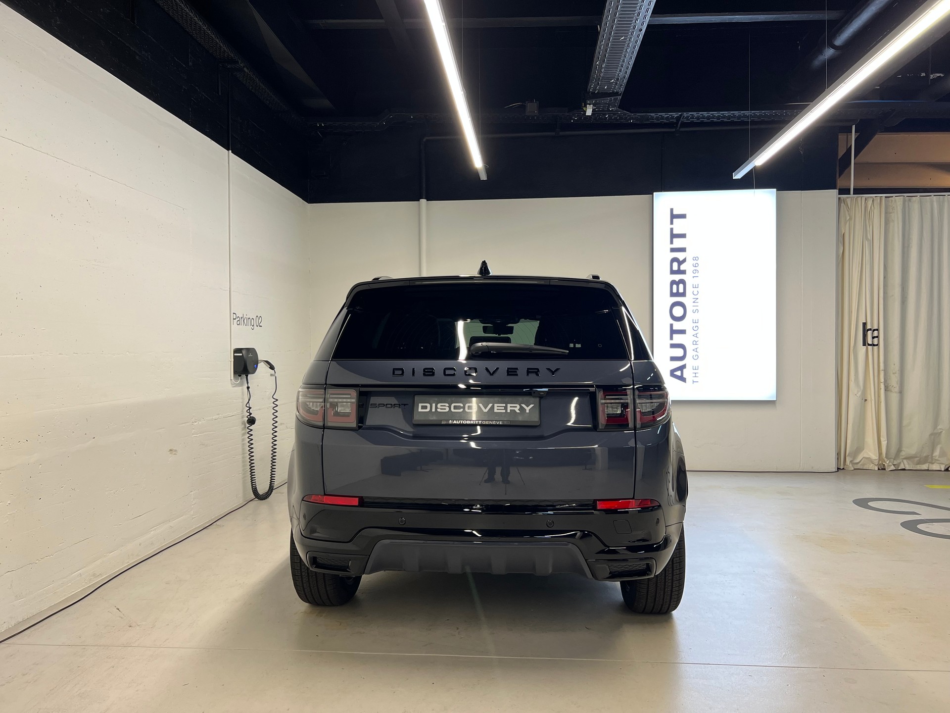LAND ROVER Discovery Sport 1.5 T 270e Landmark-image-8