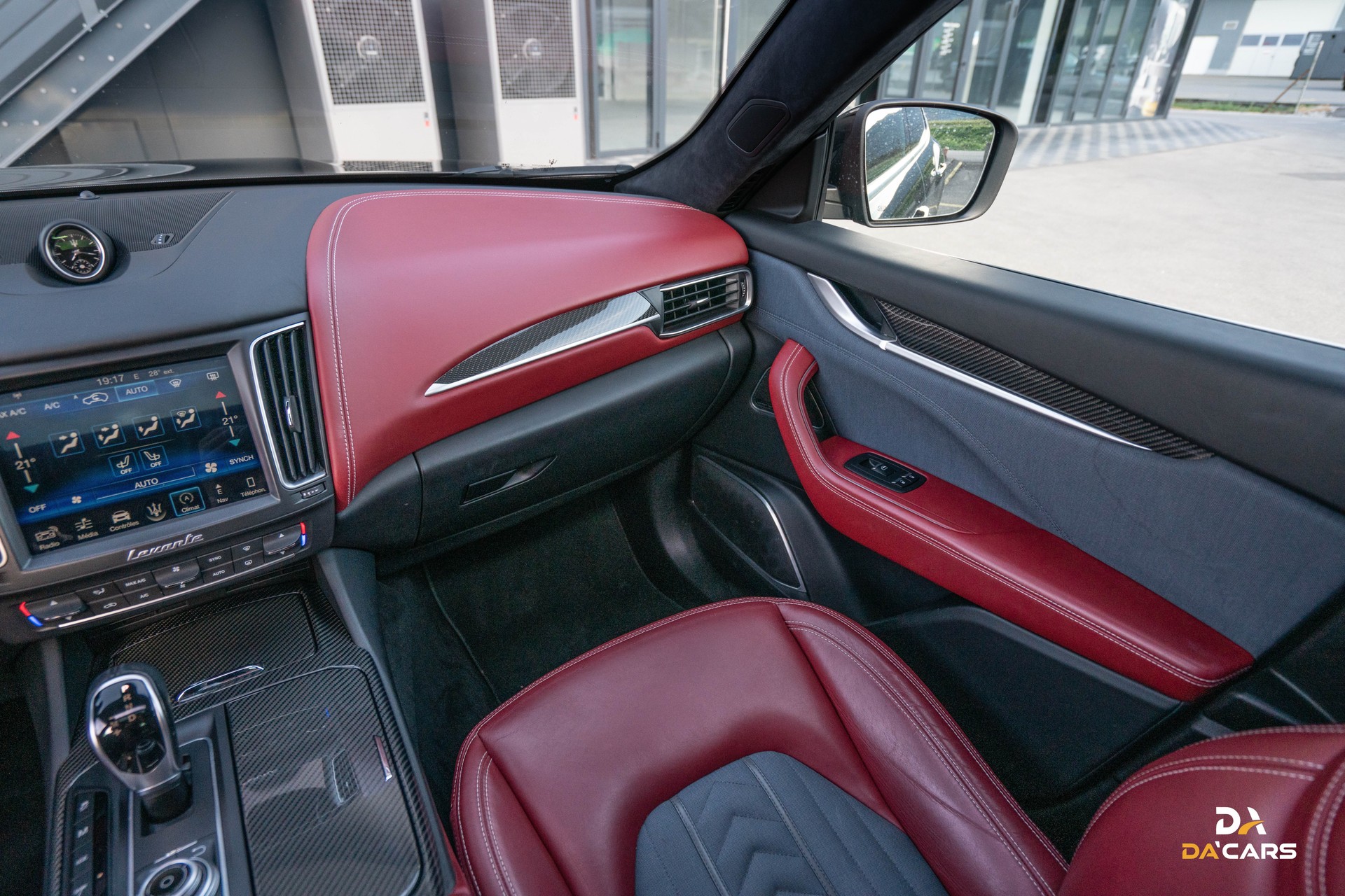 MASERATI Levante D 3.0 V6 GranLusso Automatica-image-12