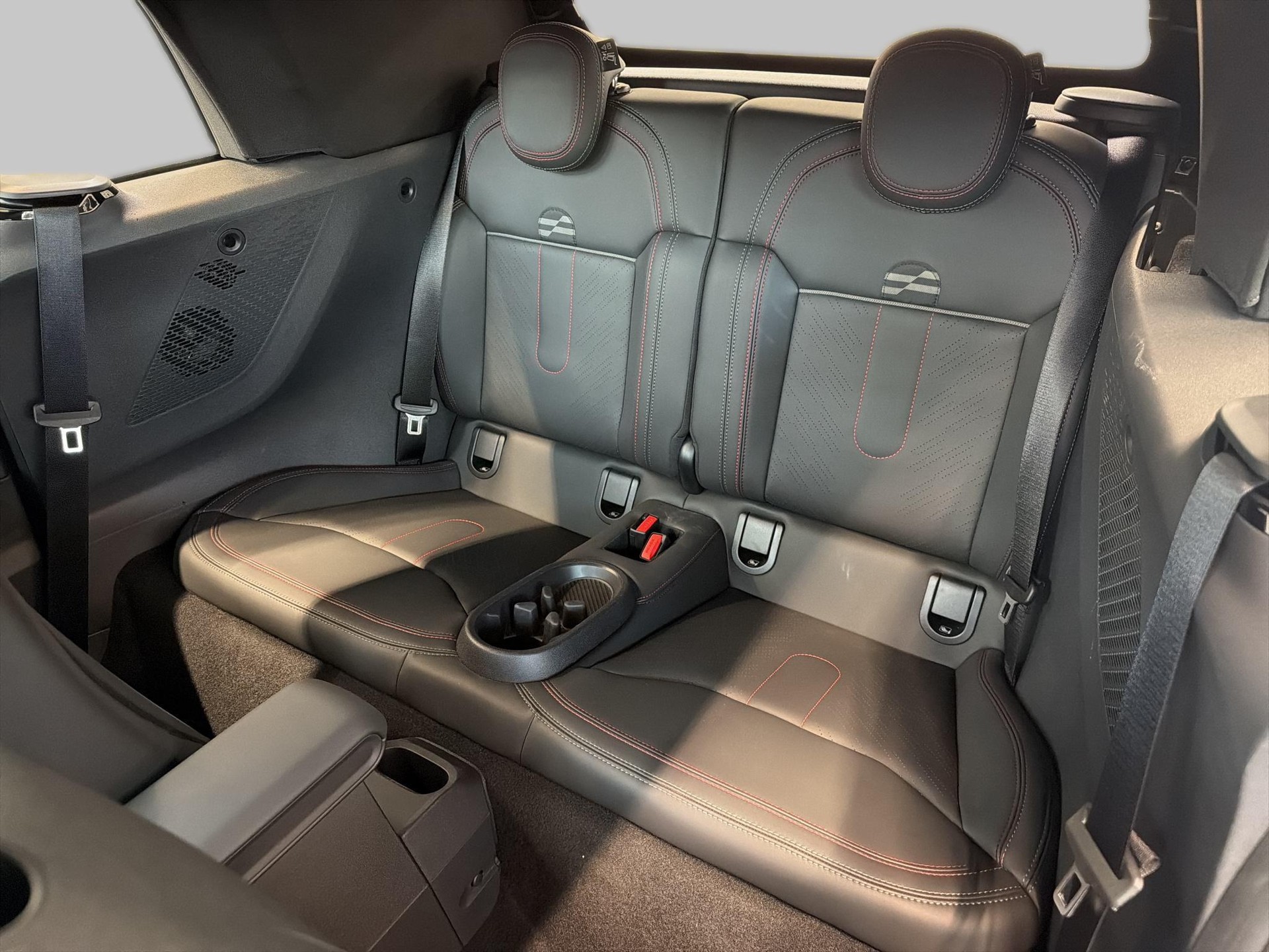 MINI John Cooper Works Cabrio-image-16