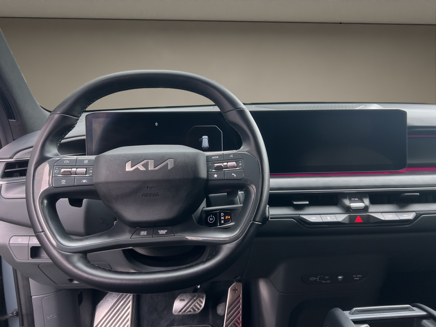 KIA EV9 99.8 kWh GT-Line 4x4-image-17