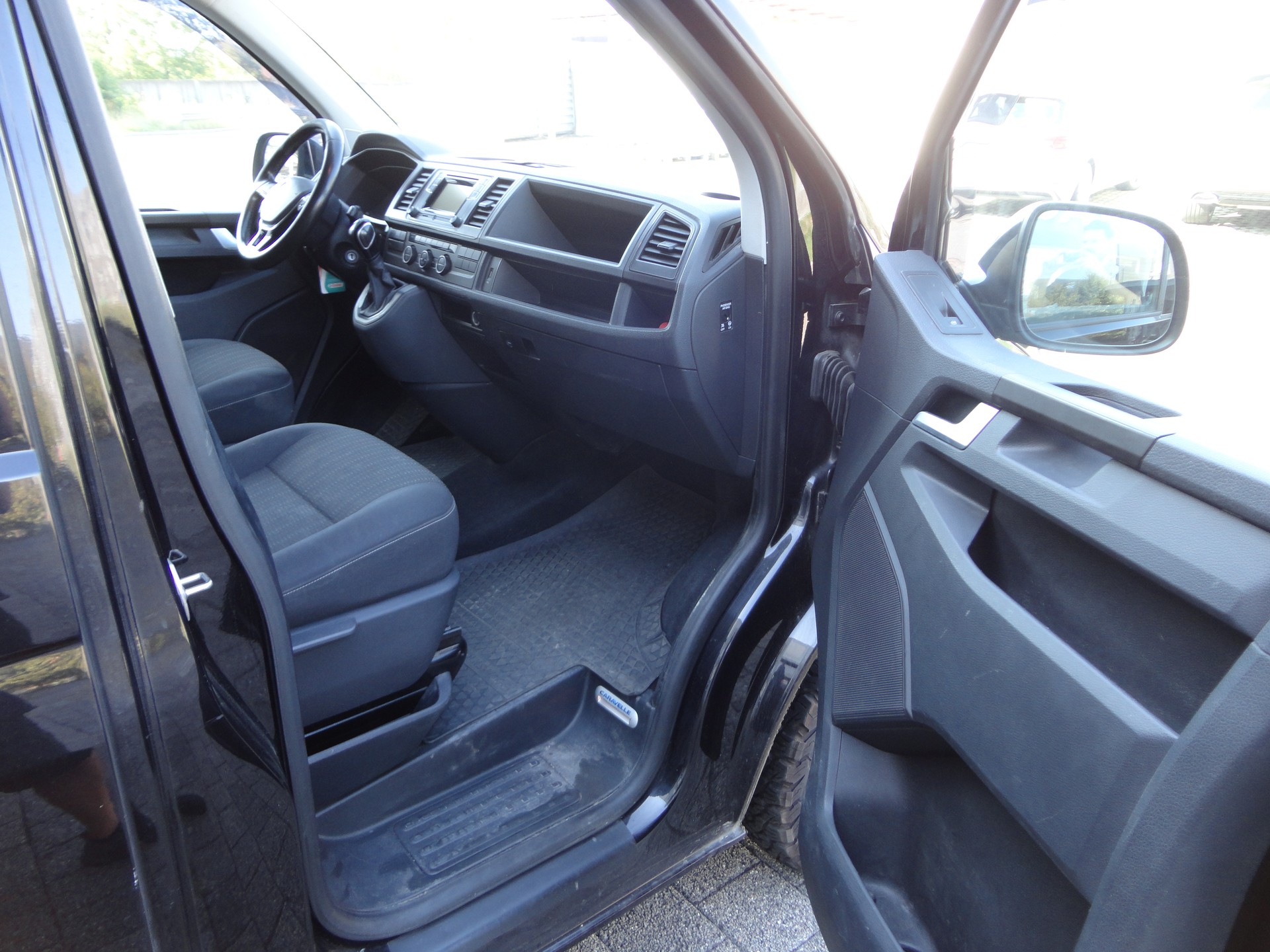 VW T6 2.0 TDI 4Motion DSG-image-12