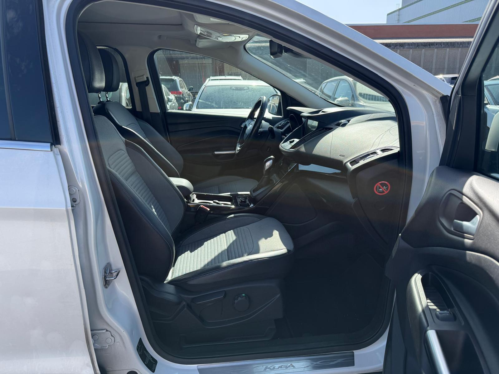 FORD Kuga 2.0 TDCi 180 Titanium FPS-image-10