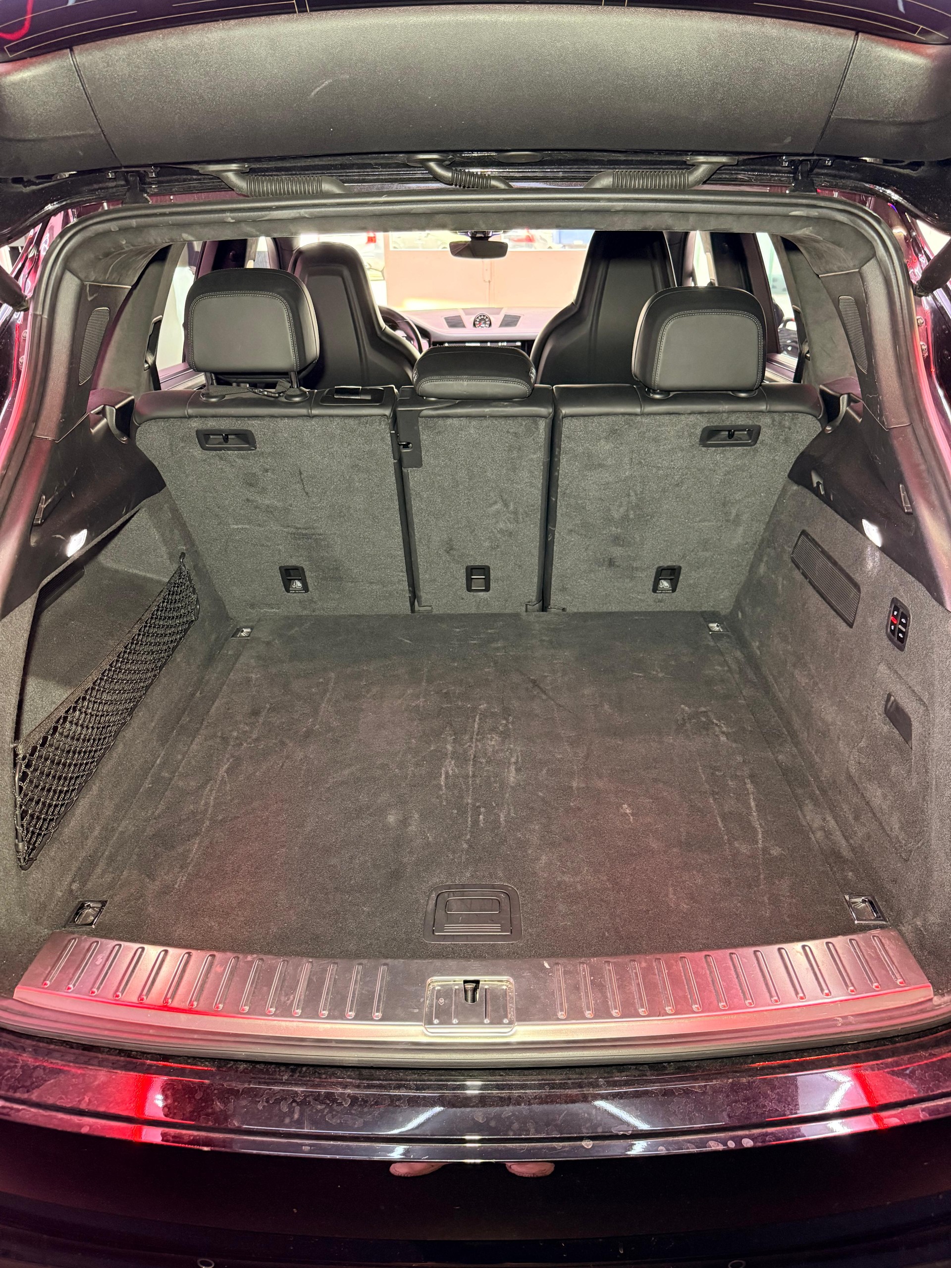 PORSCHE Cayenne Turbo-image-8