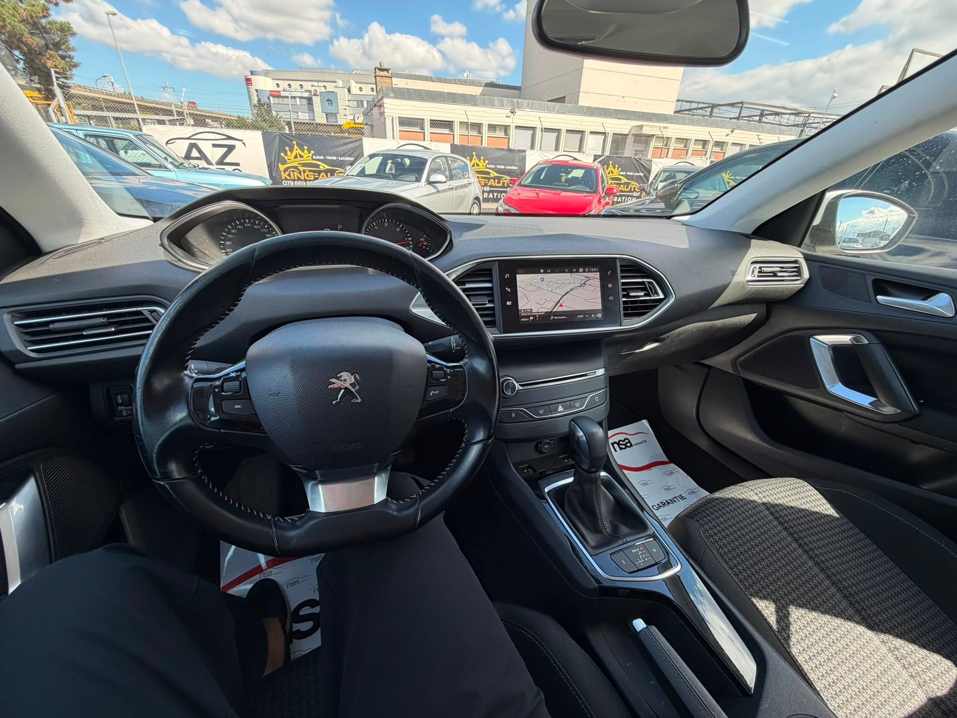 PEUGEOT 308 SW 1.6 BlueHDI Business Line EAT6 garantie 2 ans 🇨🇭-image-10