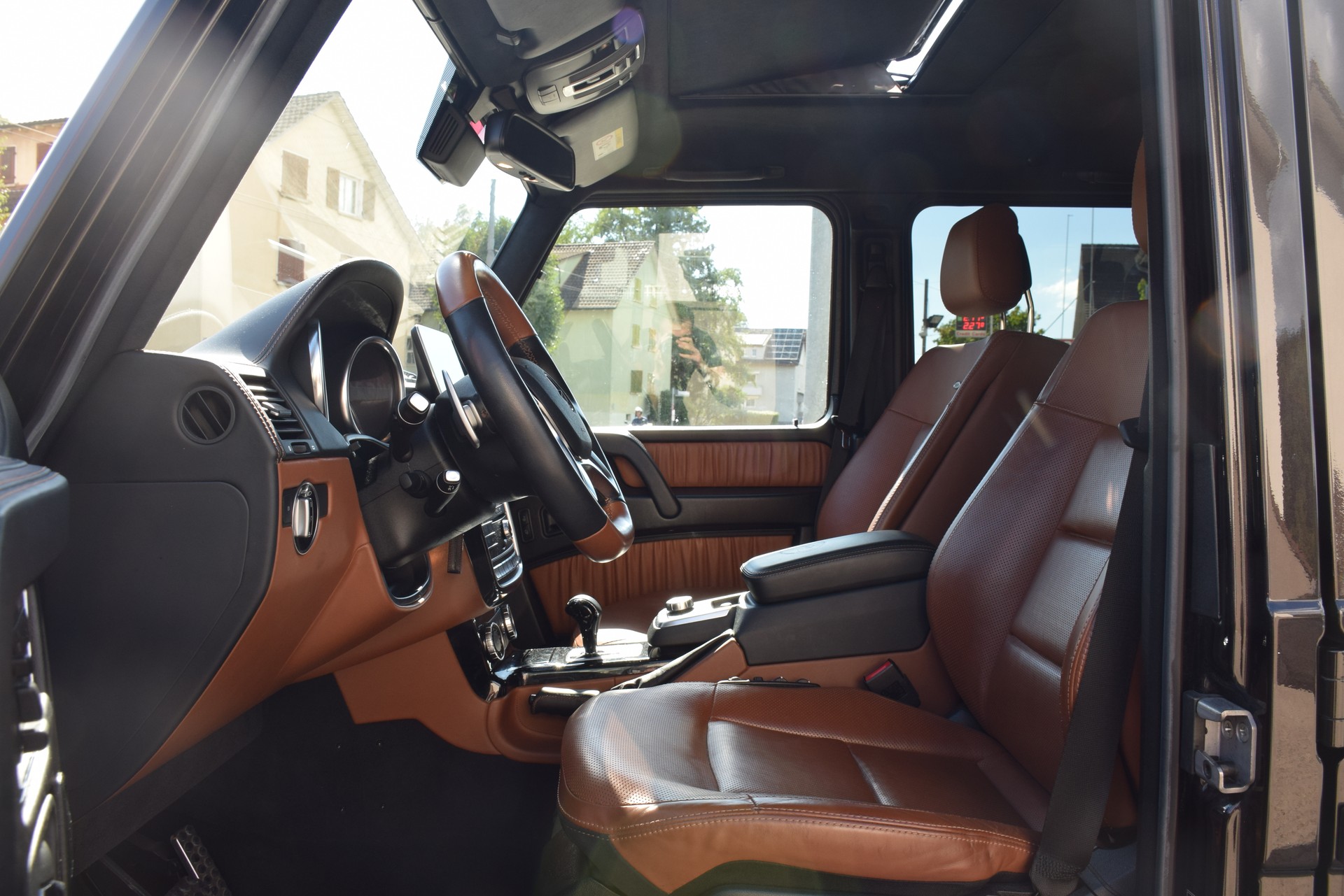MERCEDES-BENZ G 350 d 7G-Tronic-image-14