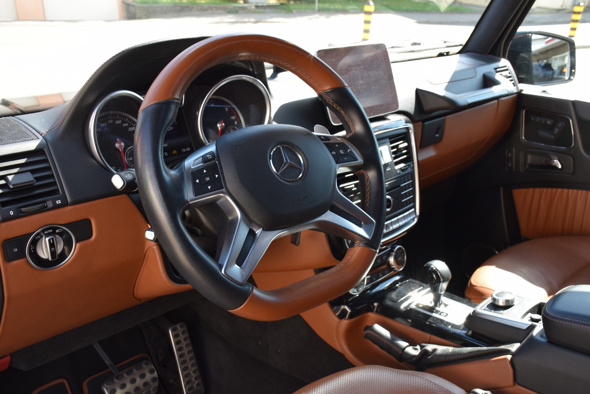 MERCEDES-BENZ G 350 d 7G-Tronic-image-11