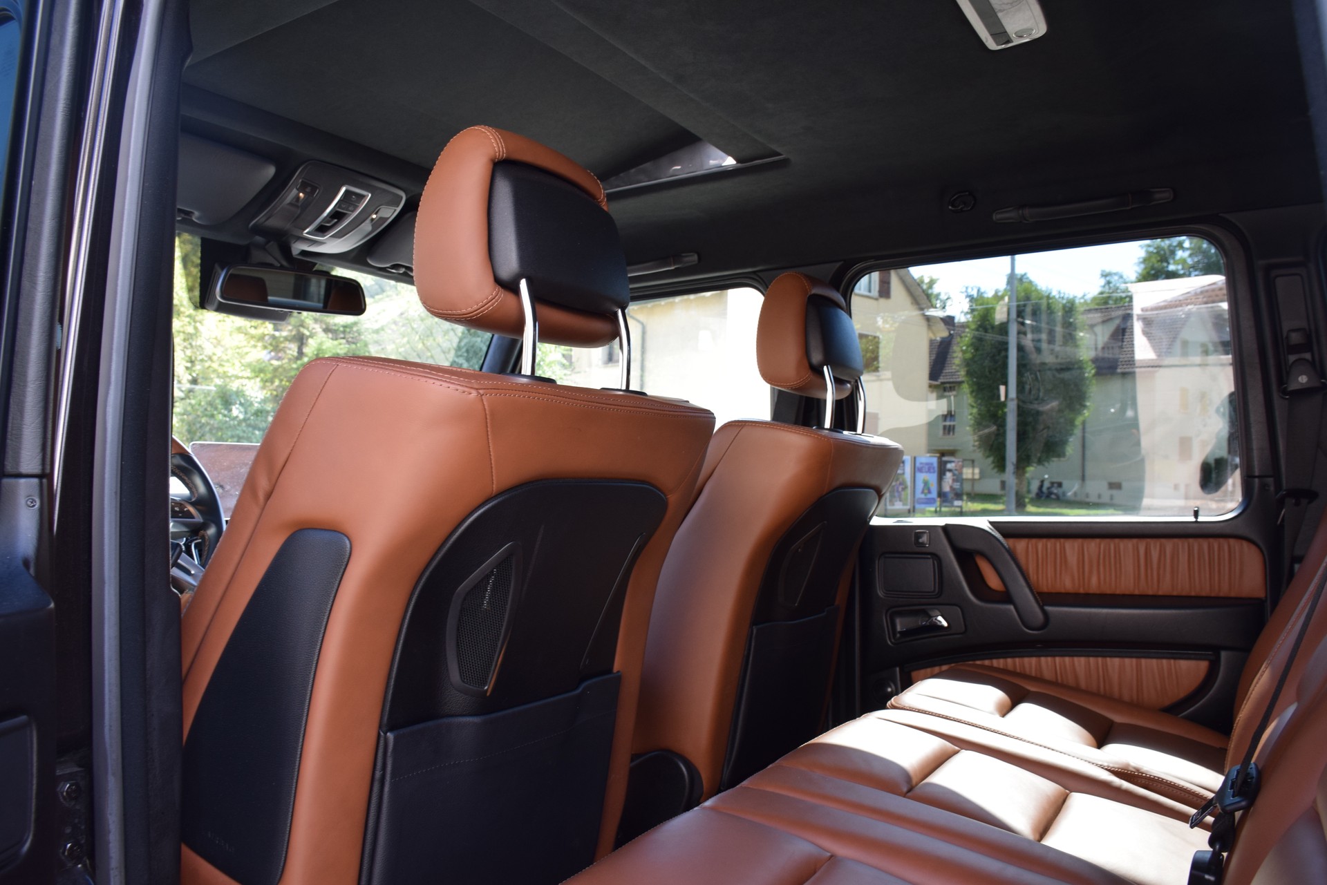 MERCEDES-BENZ G 350 d 7G-Tronic-image-15