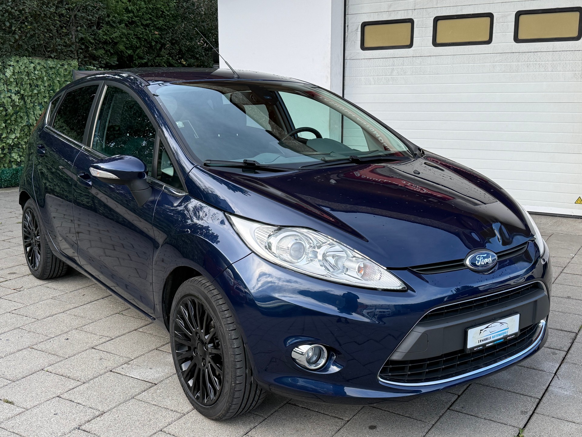 FORD Fiesta 1.4 16V Titanium Automatic-showroom-element-1