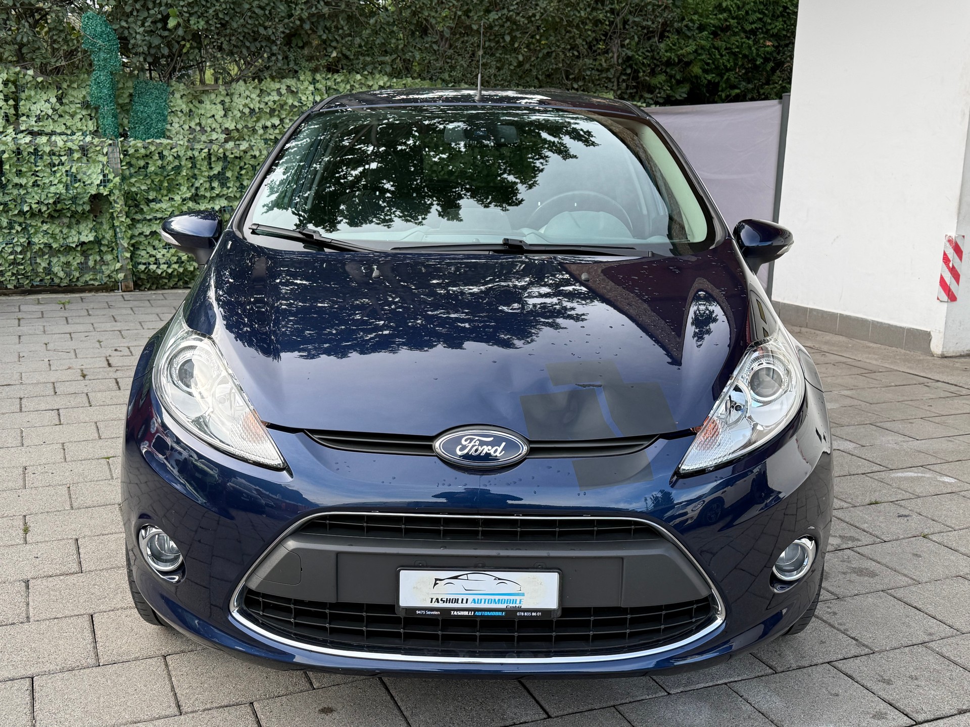 FORD Fiesta 1.4 16V Titanium Automatic-showroom-element-2