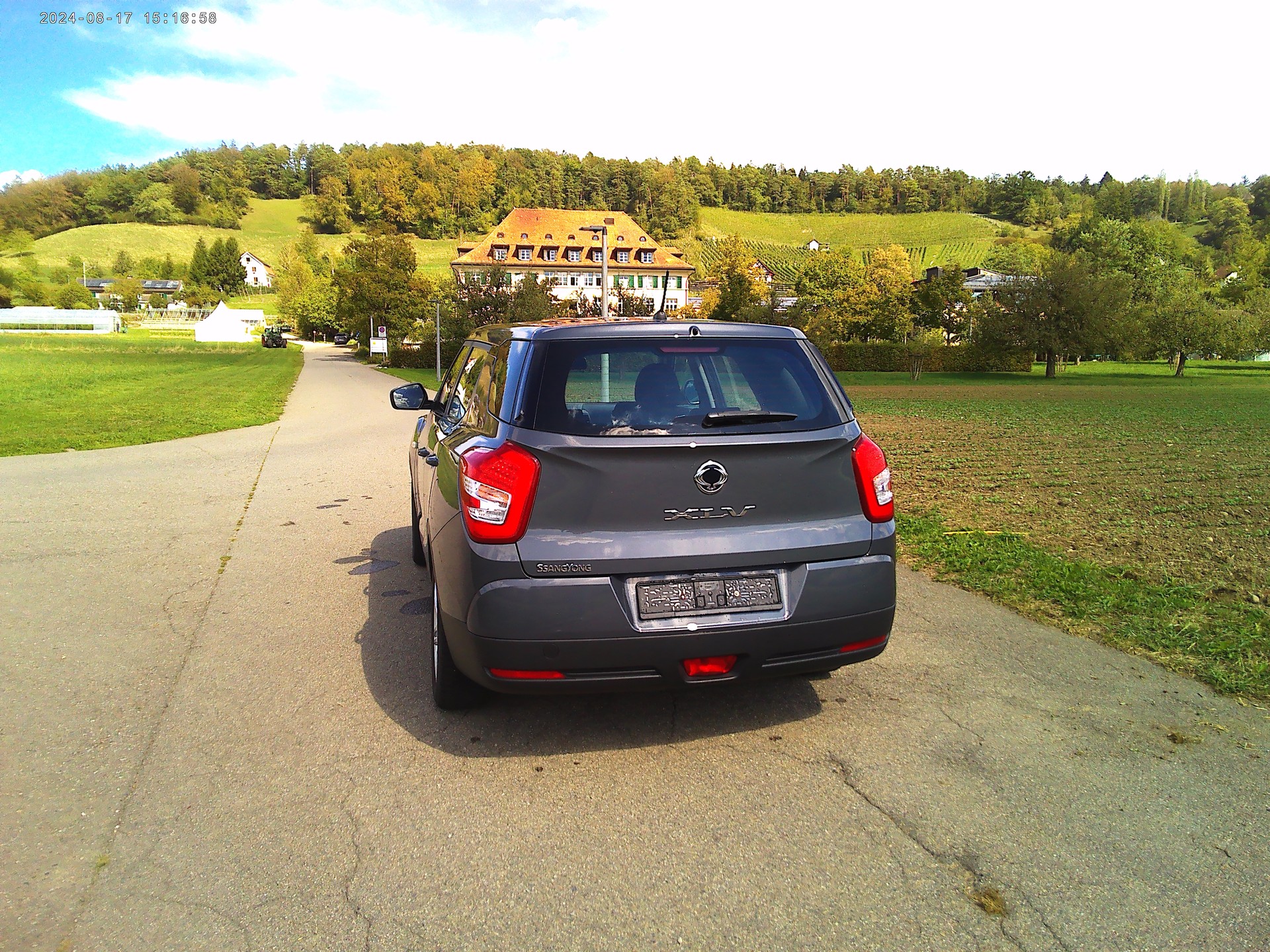 KGM-SsangYong XLV 1.6 e-XGi Quartz 2WD-image-6