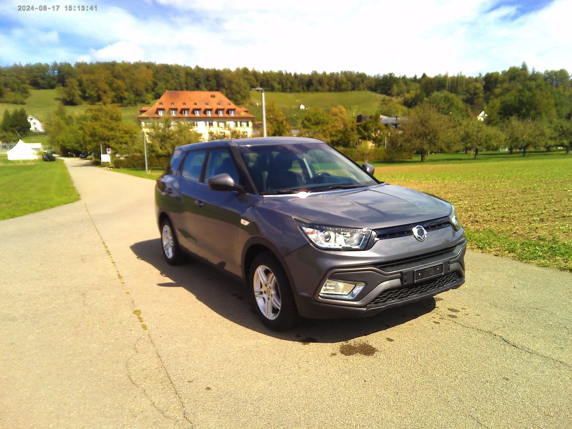 KGM-SsangYong XLV 1.6 e-XGi Quartz 2WD-image-2