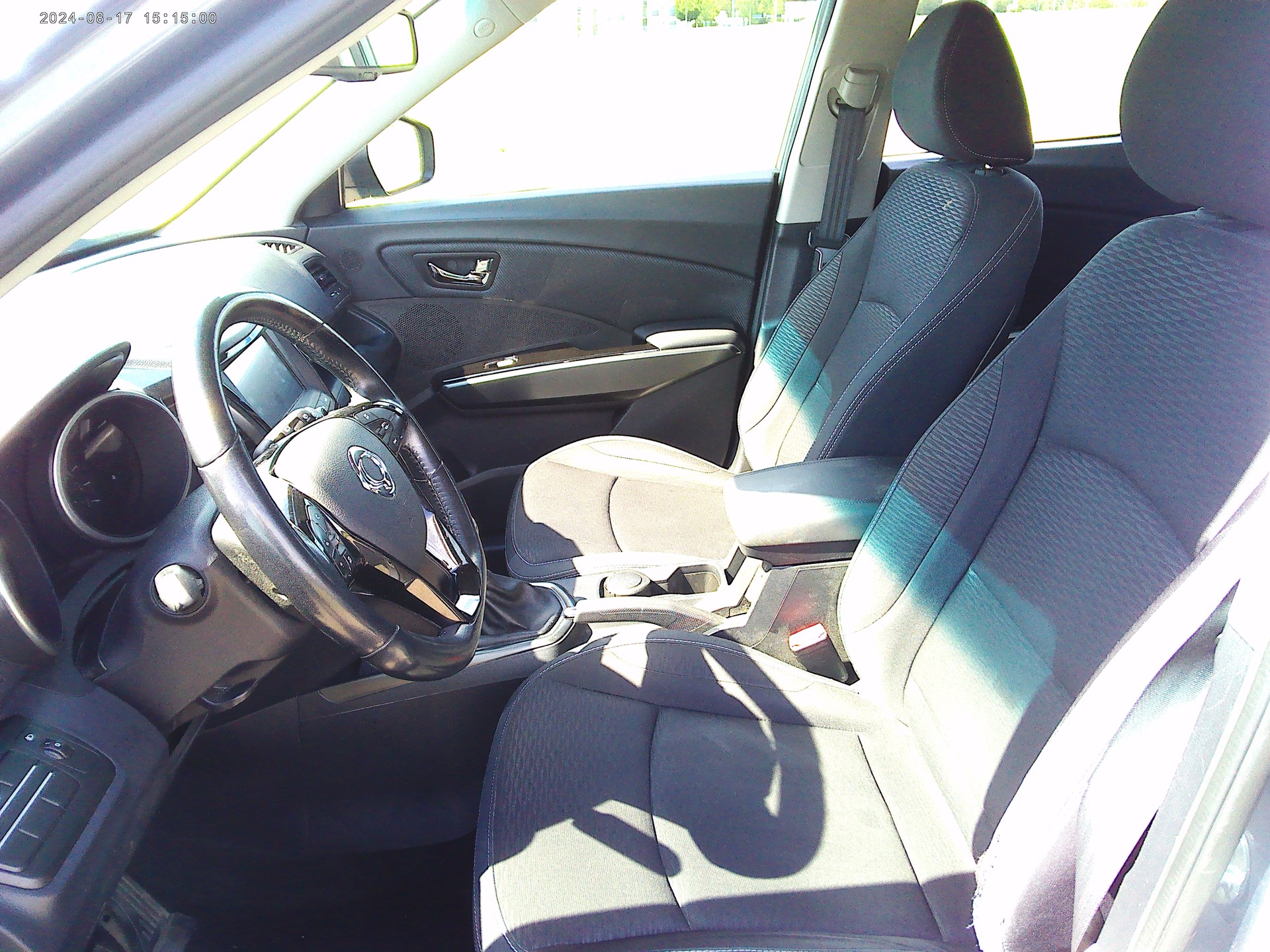 KGM-SsangYong XLV 1.6 e-XGi Quartz 2WD-image-9