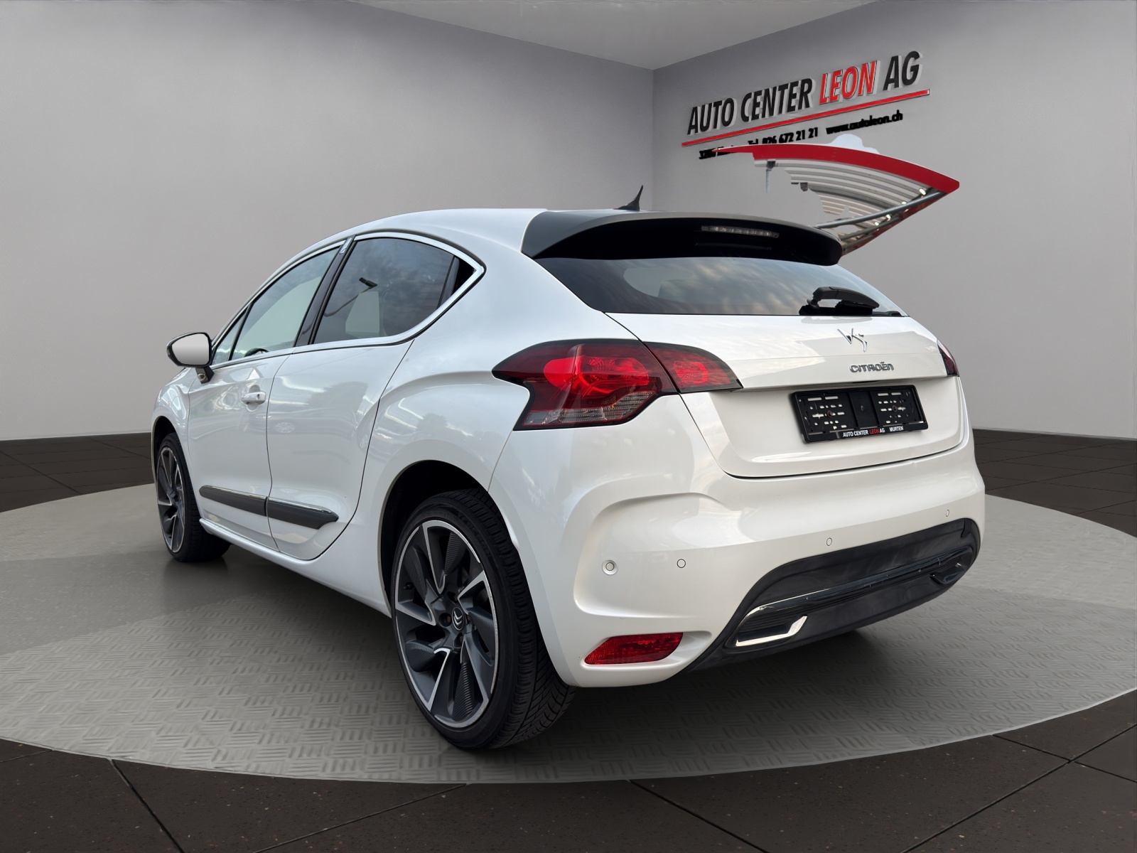 DS AUTOMOBILES DS4 1.6 THP Sport Chic-image-3