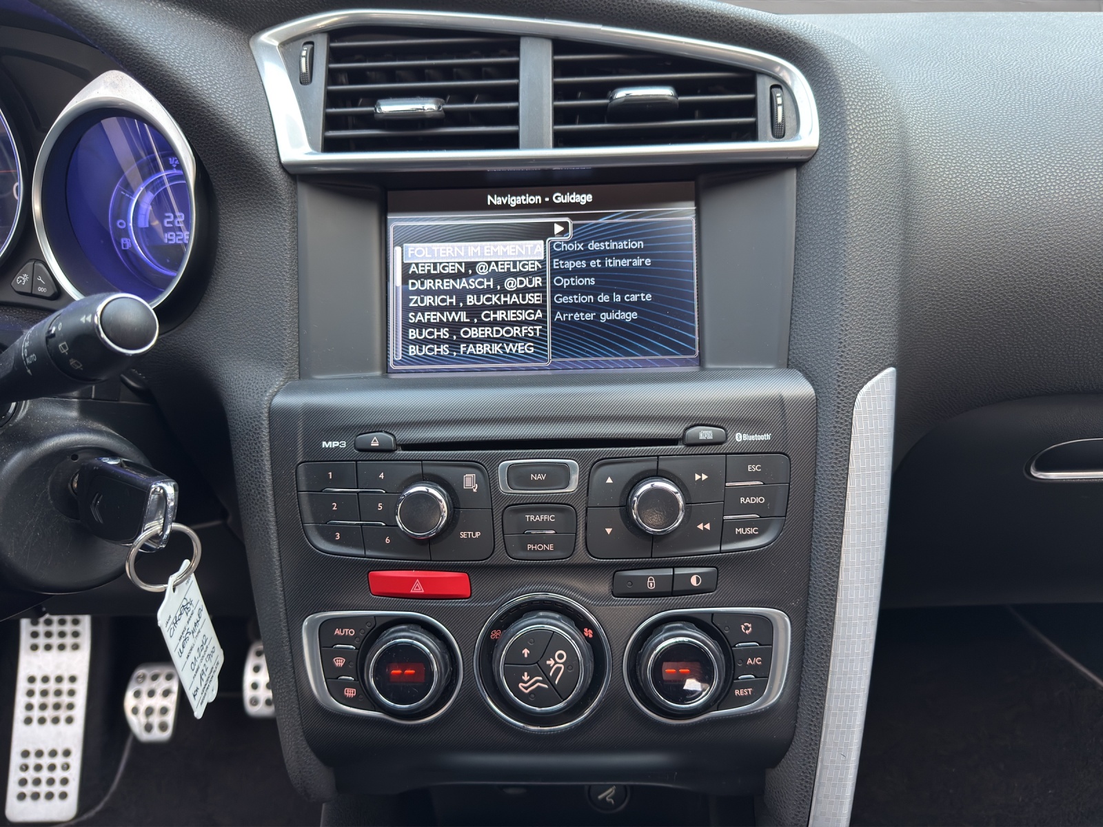 DS AUTOMOBILES DS4 1.6 THP Sport Chic-image-14