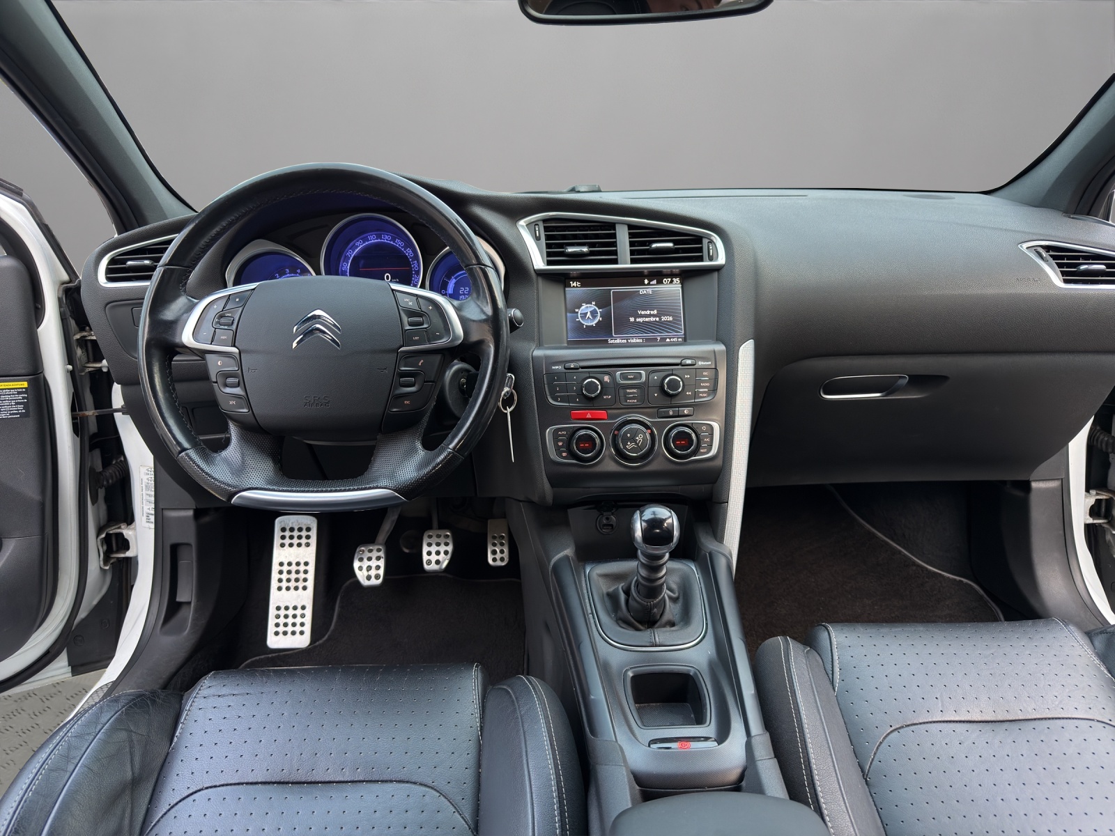 DS AUTOMOBILES DS4 1.6 THP Sport Chic-image-13