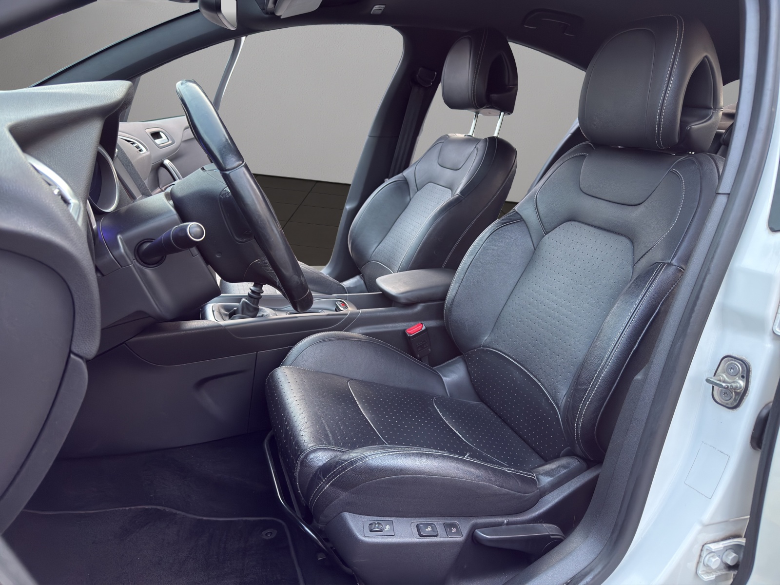 DS AUTOMOBILES DS4 1.6 THP Sport Chic-image-8