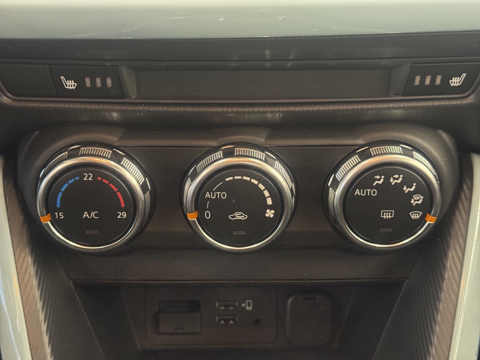 MAZDA 2 1.5 90 PS Centre-Line Automat-image-7