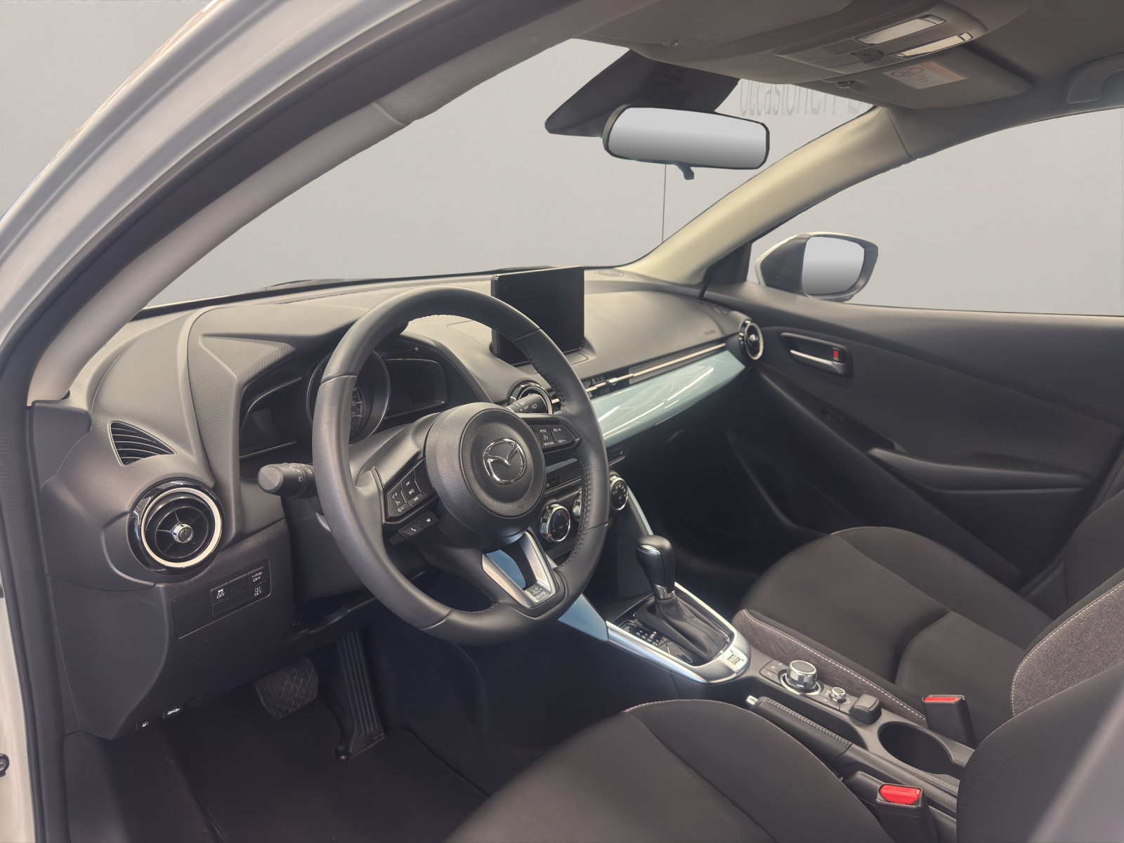 MAZDA 2 1.5 90 PS Centre-Line Automat-image-4