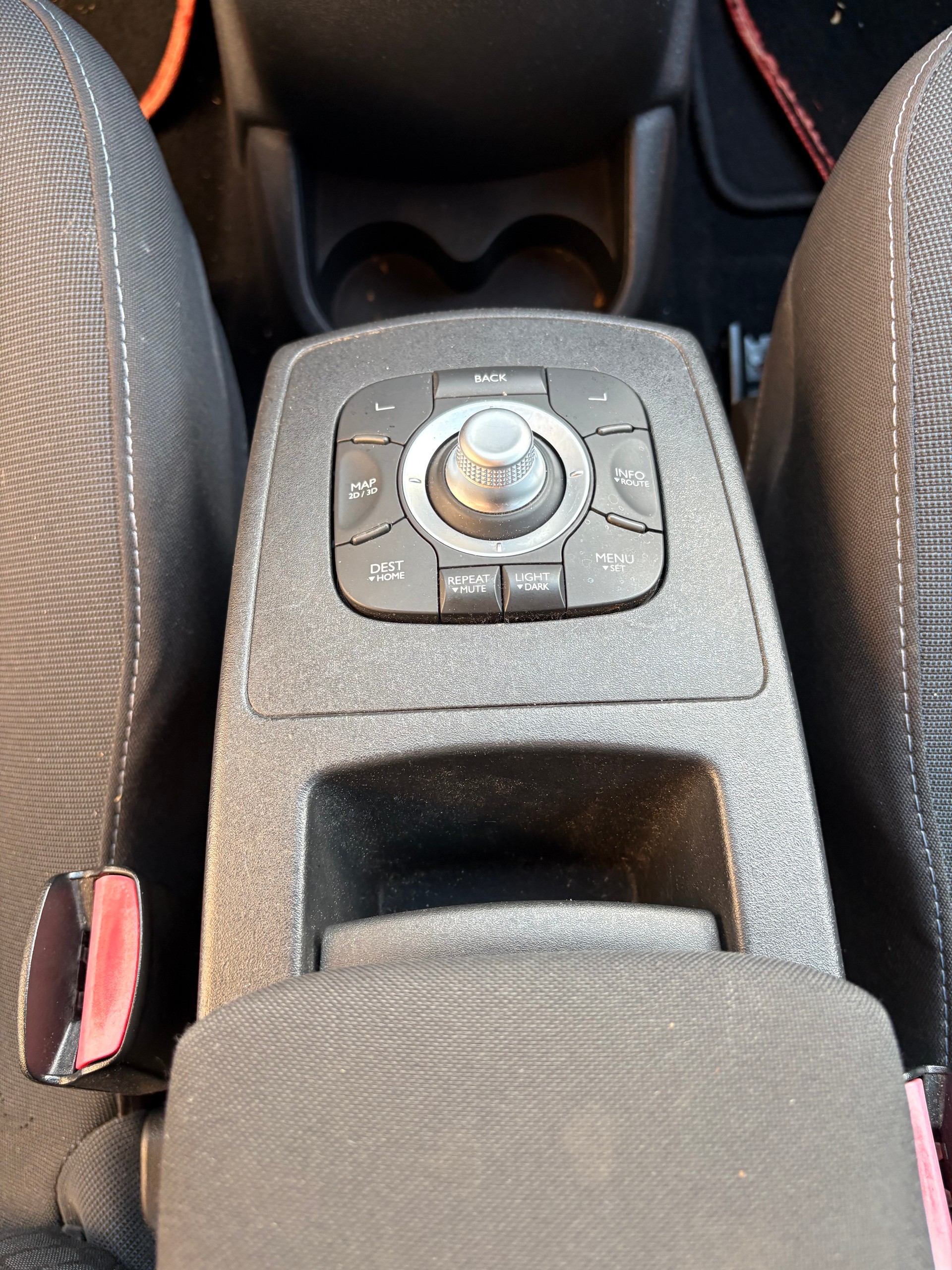 RENAULT Grand Scénic 1.5 dCi Expression EDC-image-10
