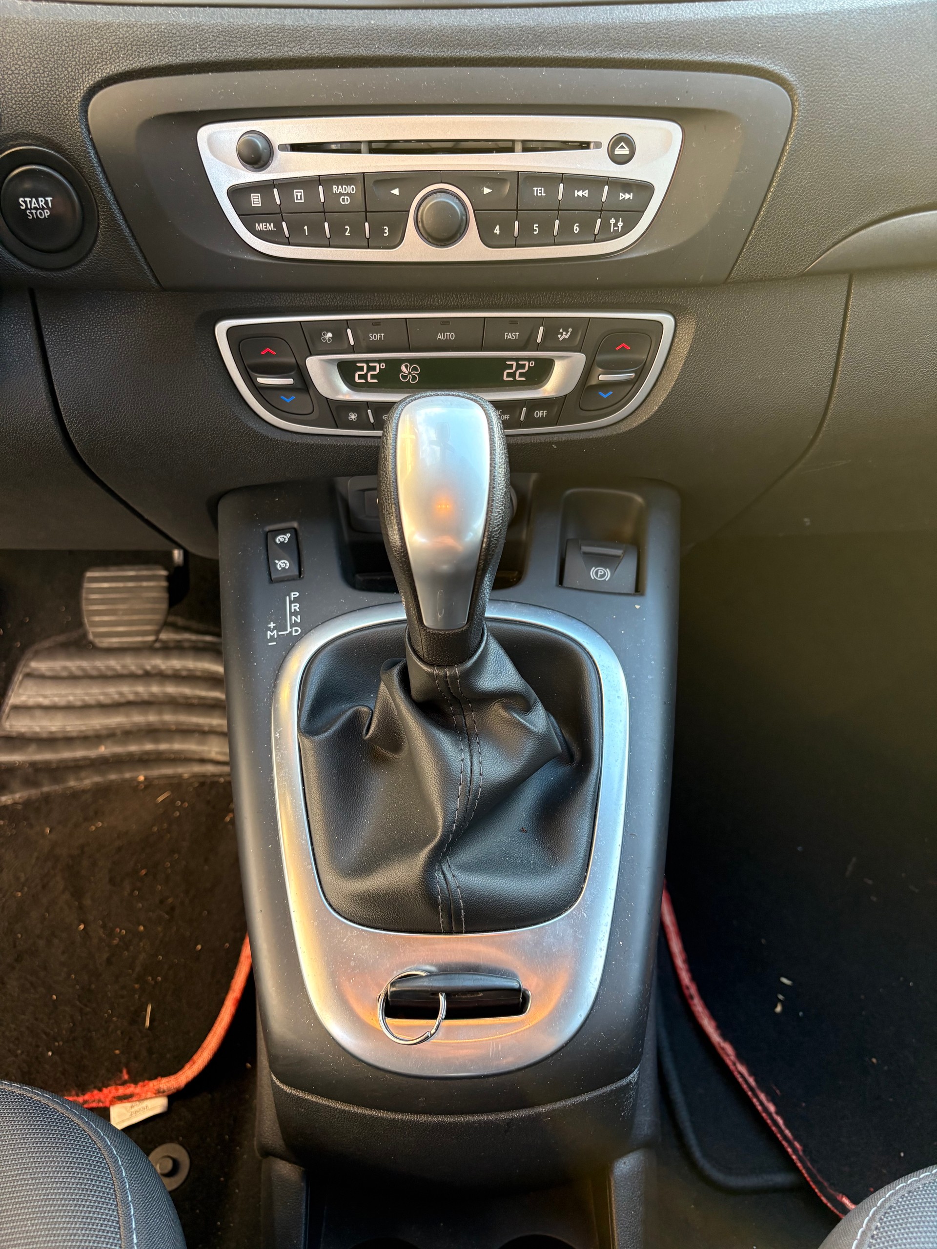 RENAULT Grand Scénic 1.5 dCi Expression EDC-image-9