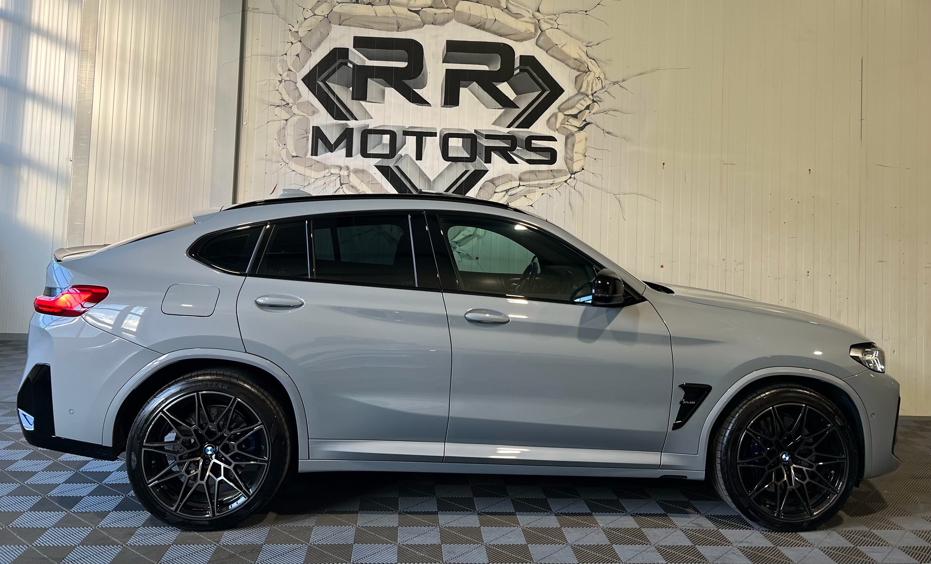 BMW X4M xDrive M Competition Steptronic-image-4
