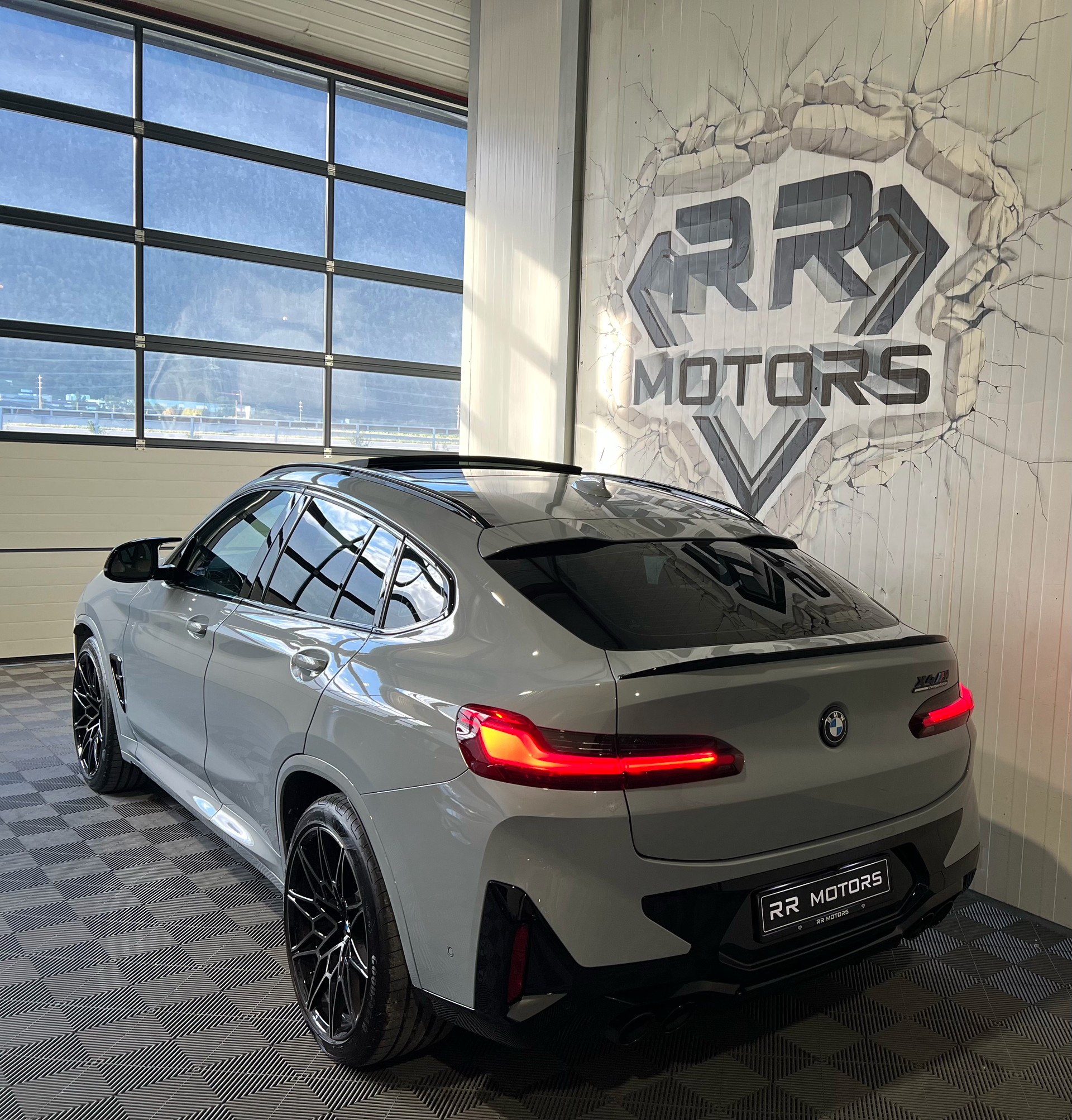 BMW X4M xDrive M Competition Steptronic-image-2