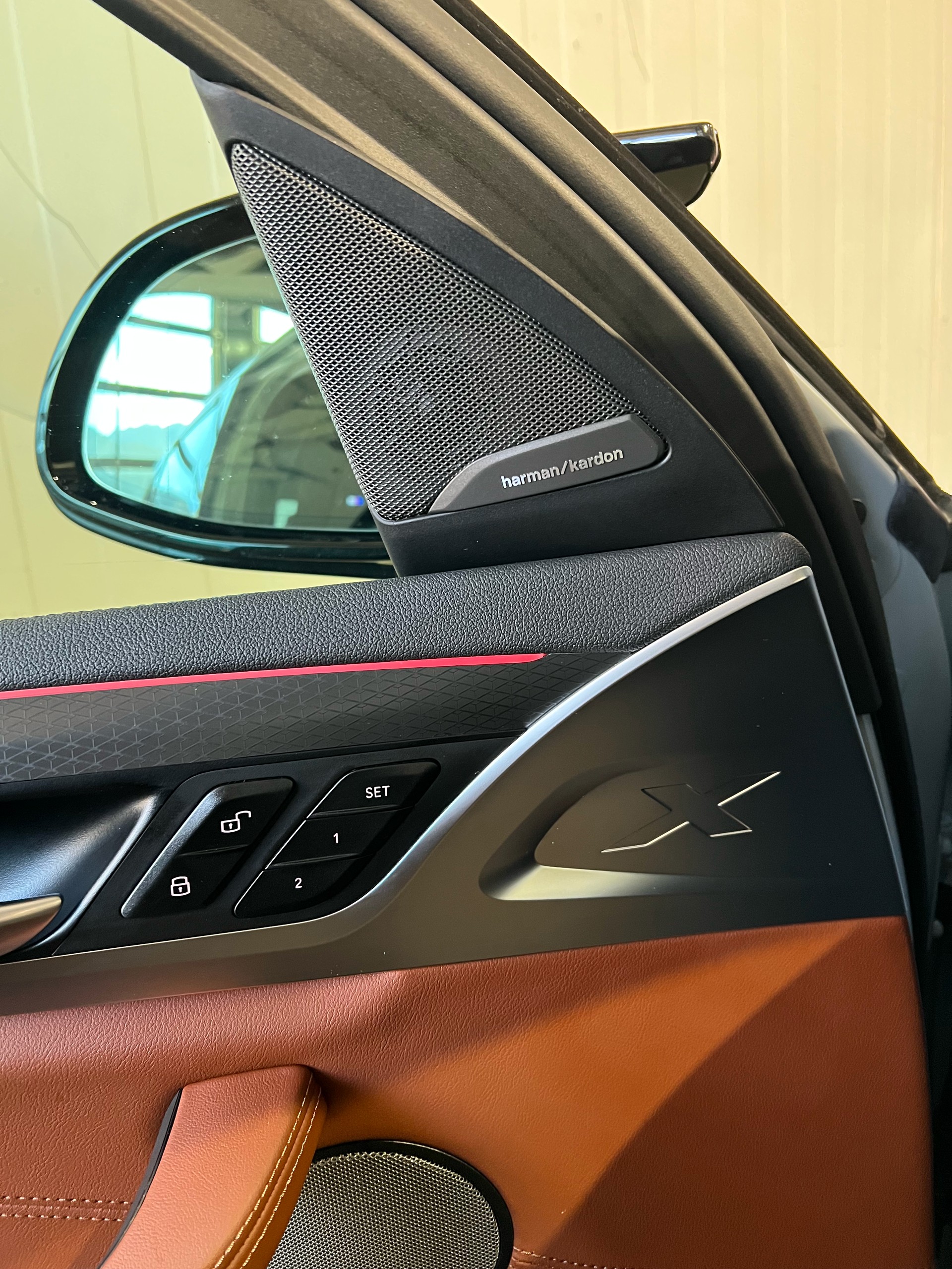 BMW X4M xDrive M Competition Steptronic-image-11