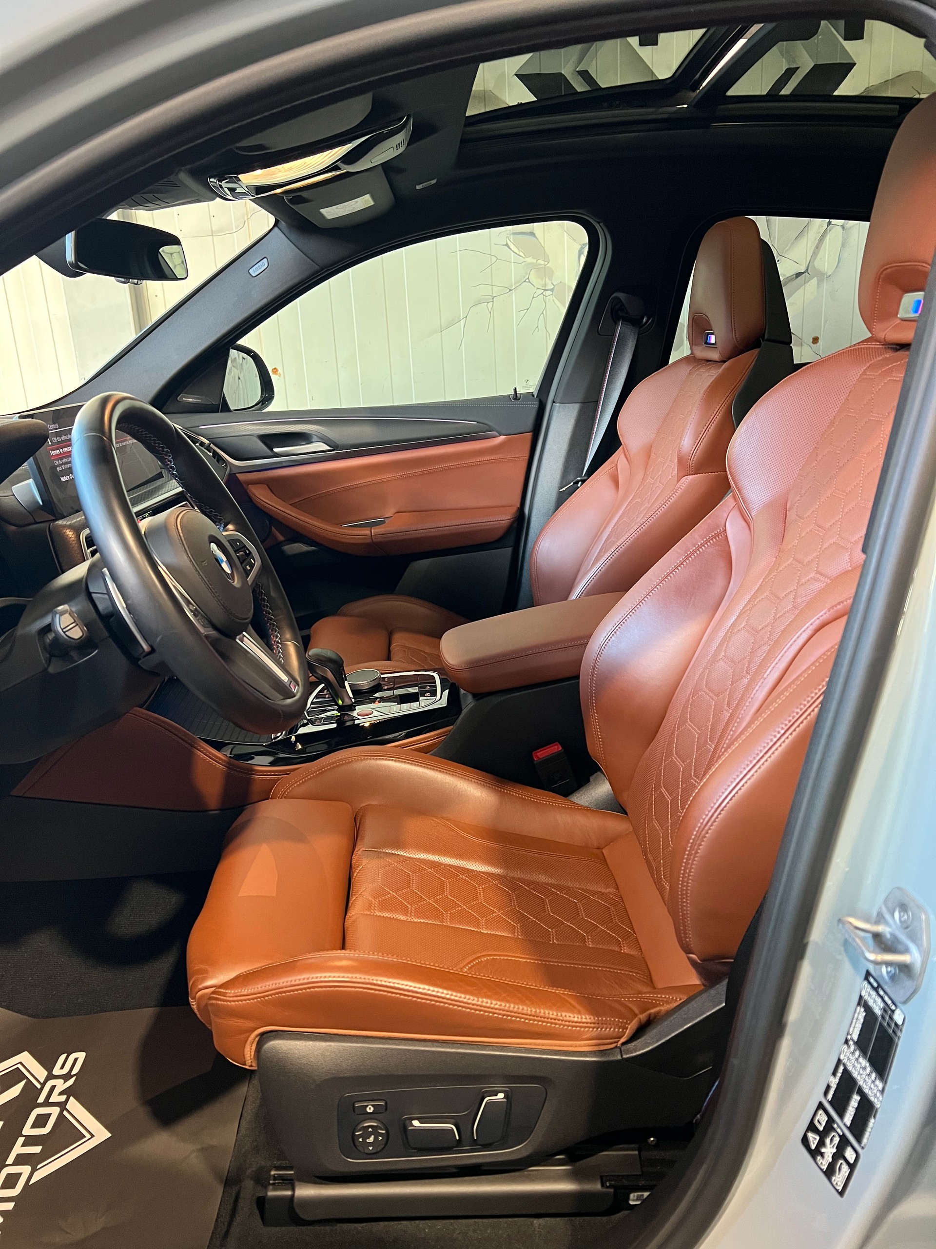 BMW X4M xDrive M Competition Steptronic-image-13