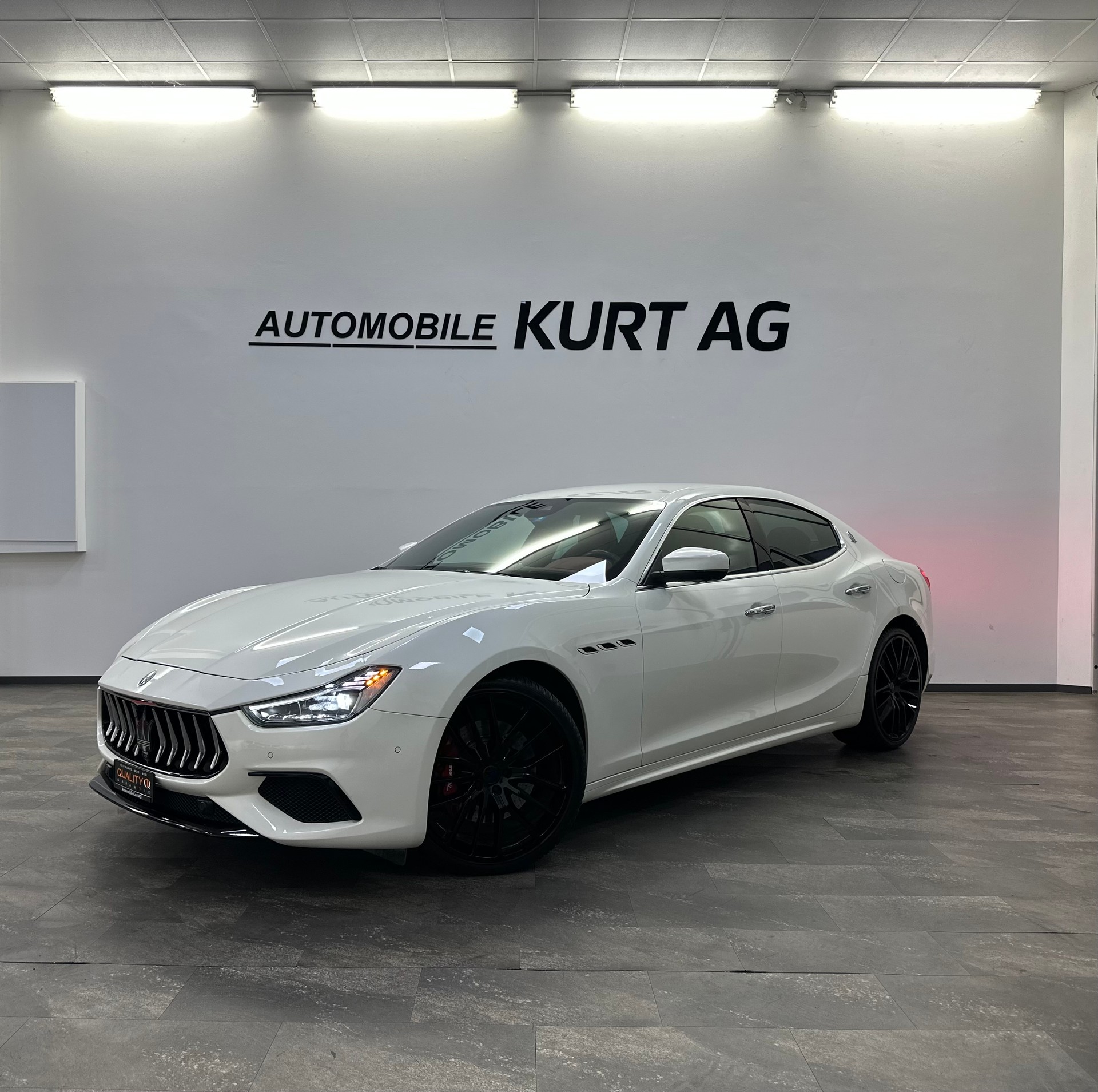 MASERATI Ghibli S Q4 3.0 V6 Automatica-image-0