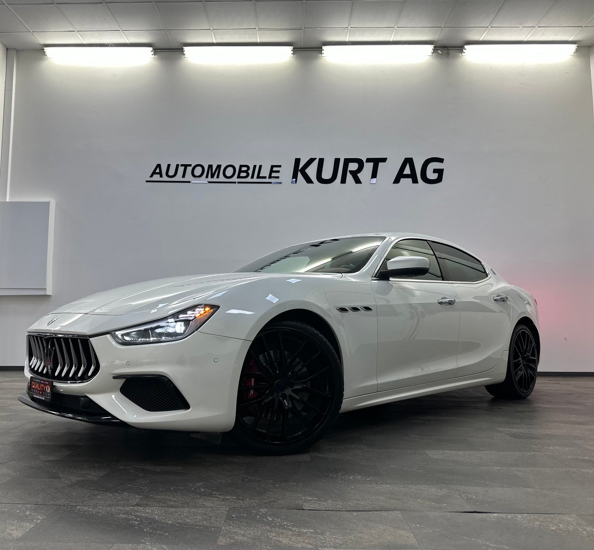 MASERATI Ghibli S Q4 3.0 V6 Automatica-image-1