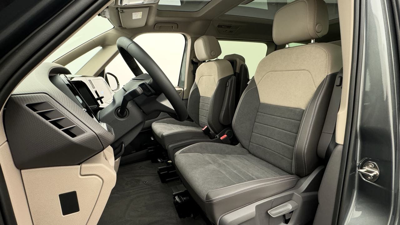 VW Multivan 1.5 eHybrid Life Edition 4Motion DSG-image-4