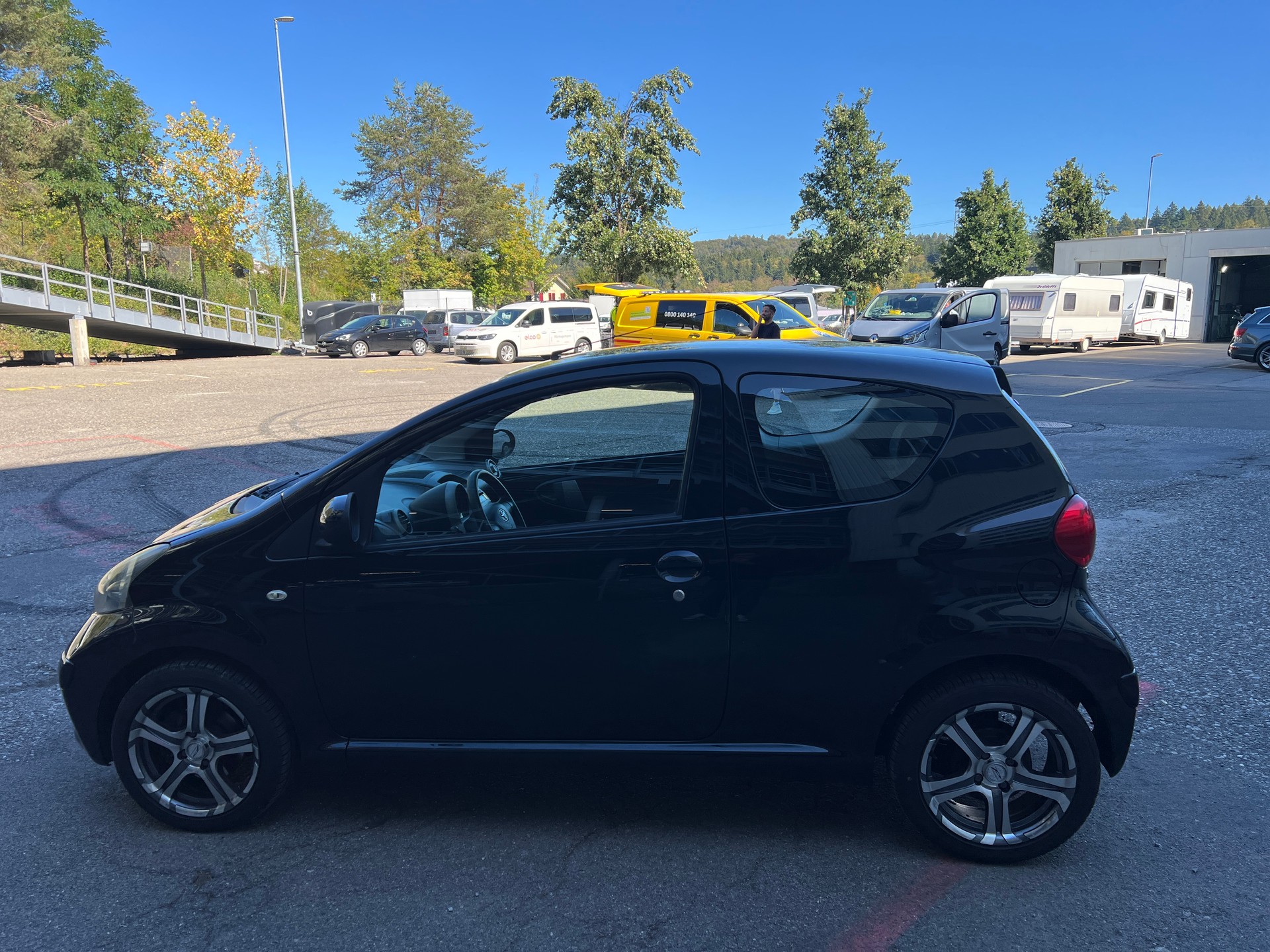 TOYOTA Aygo 1.0 Linea Terra-image-6