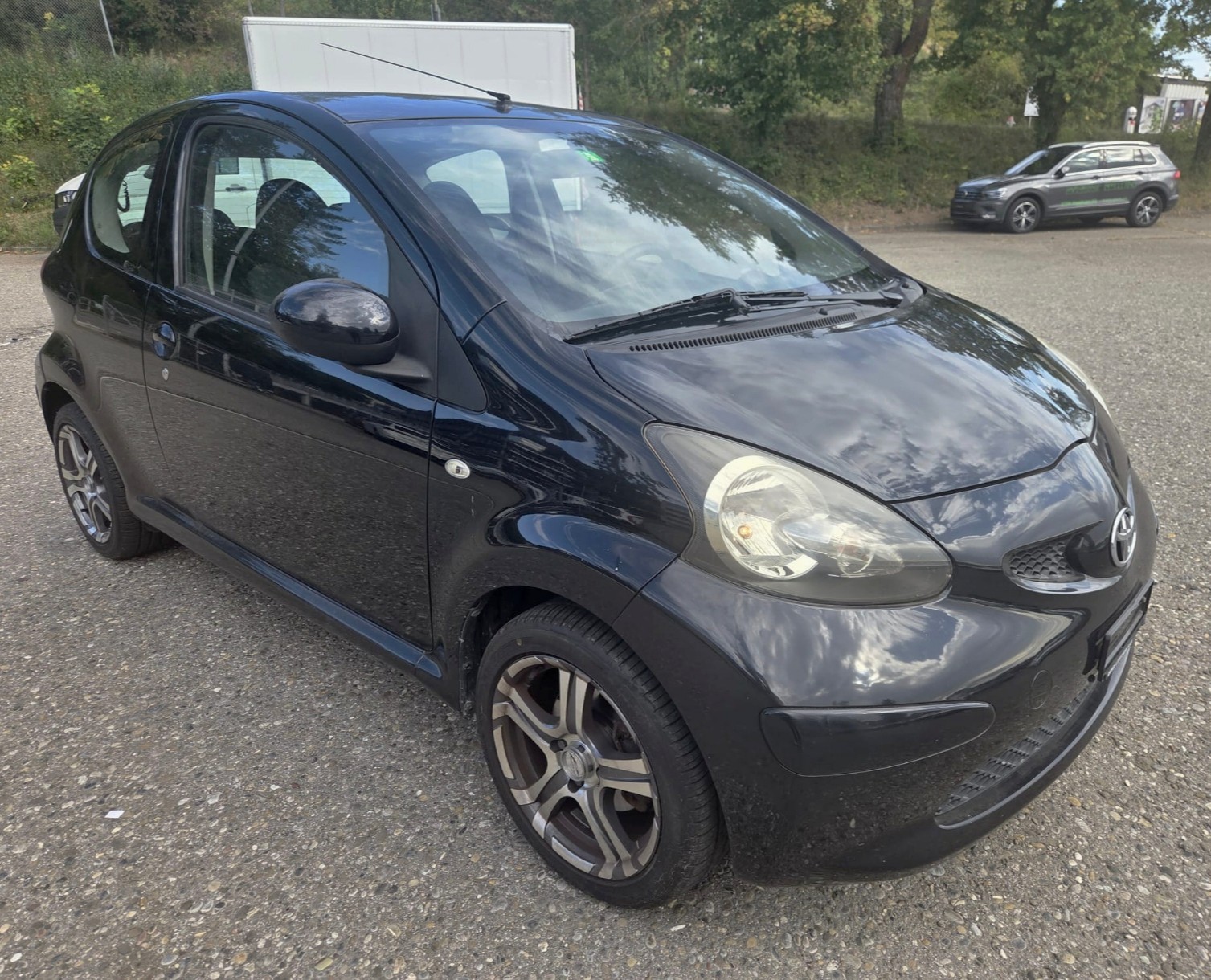 TOYOTA Aygo 1.0 Linea Terra-image-1