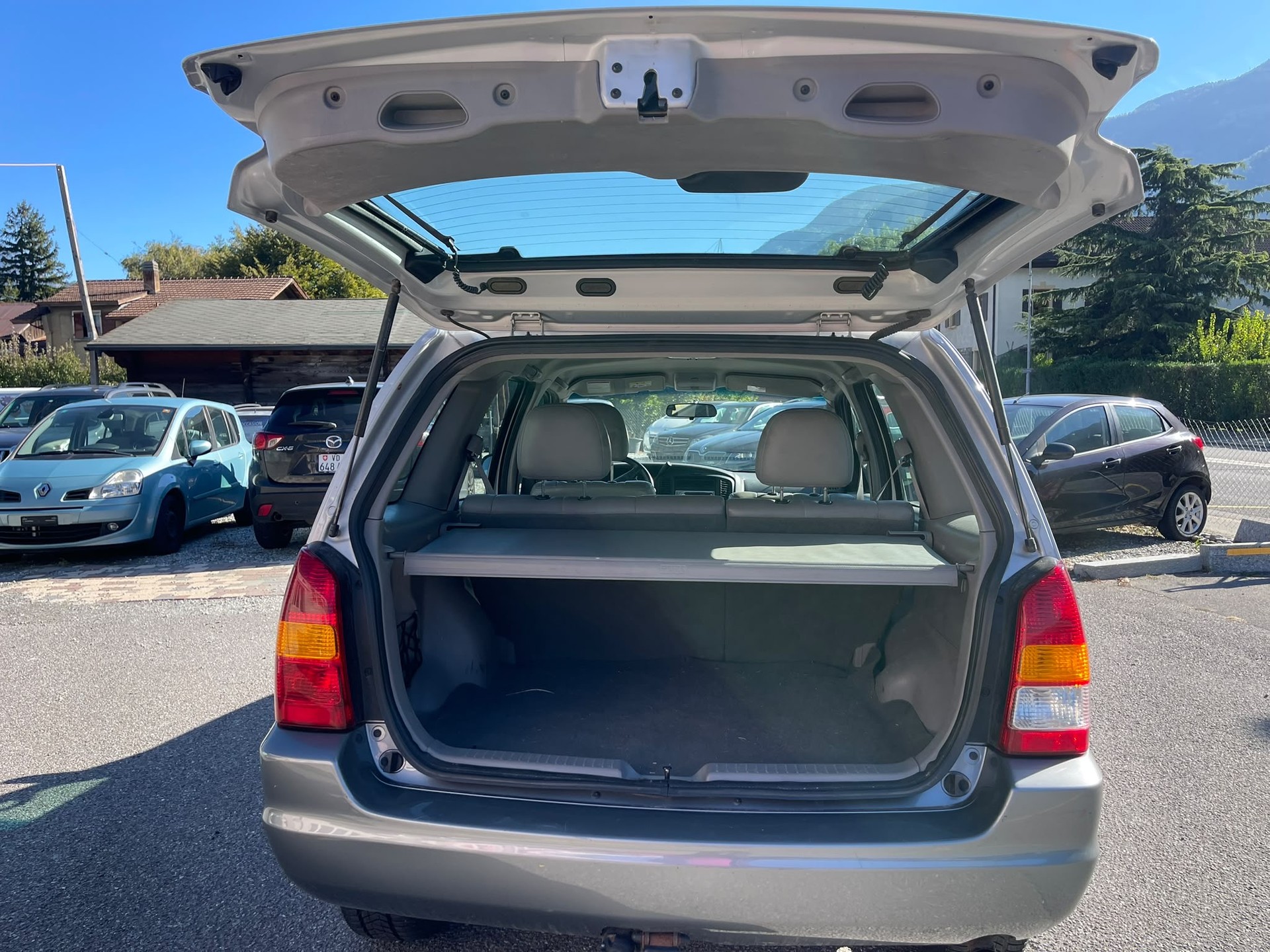 MAZDA Tribute 3.0 V6 Executive-image-6