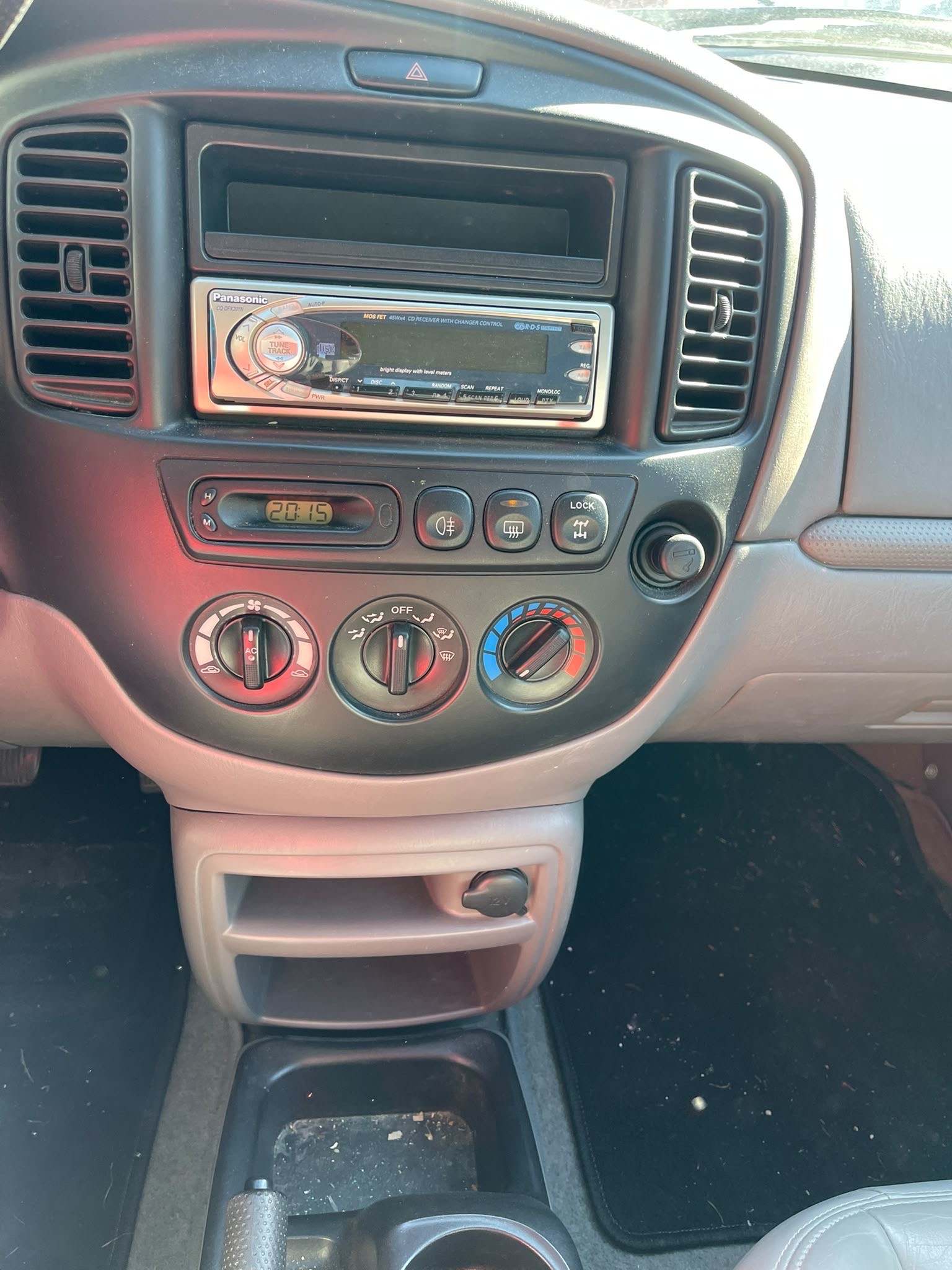 MAZDA Tribute 3.0 V6 Executive-image-3