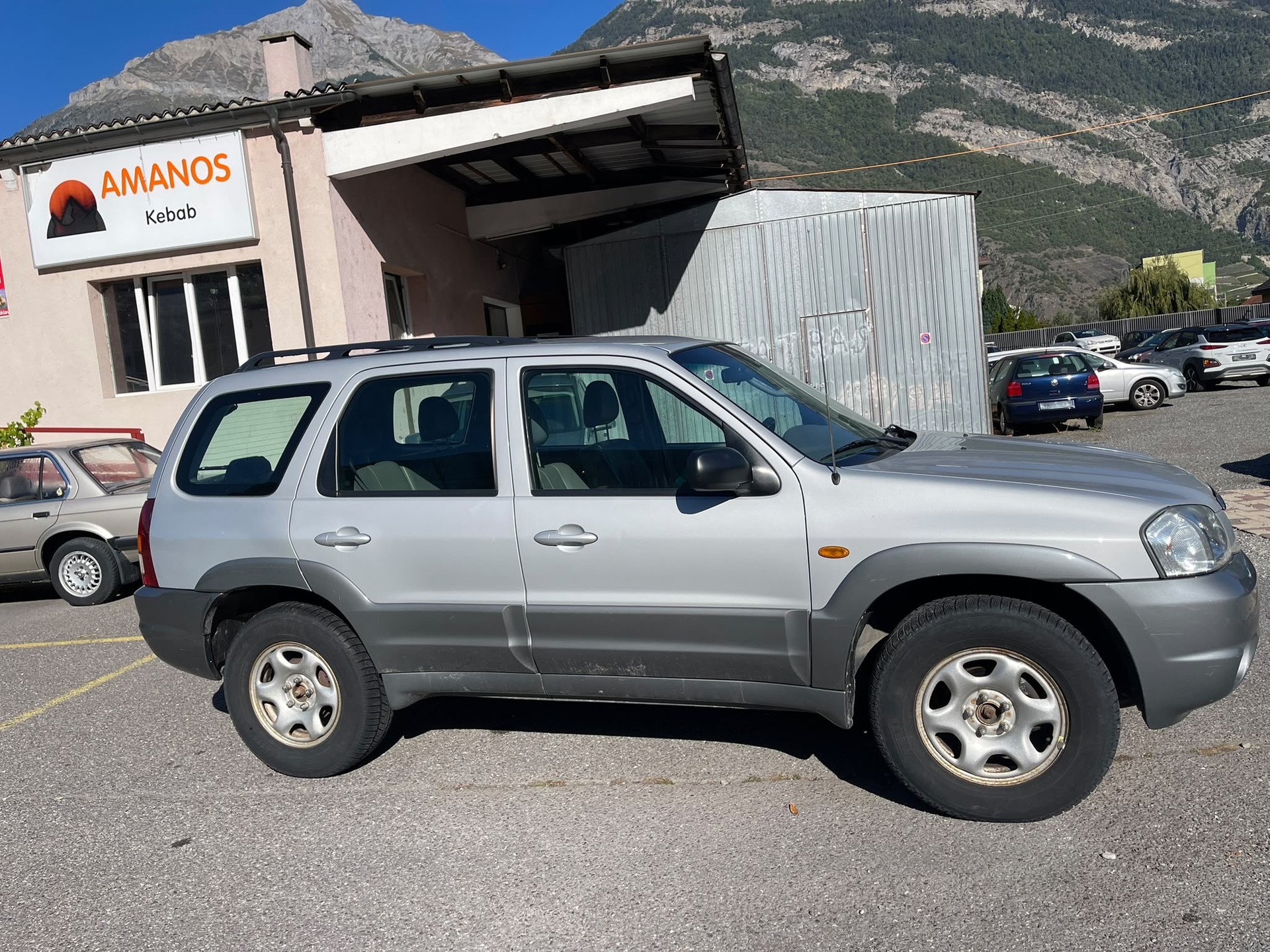 MAZDA Tribute 3.0 V6 Executive-image-2