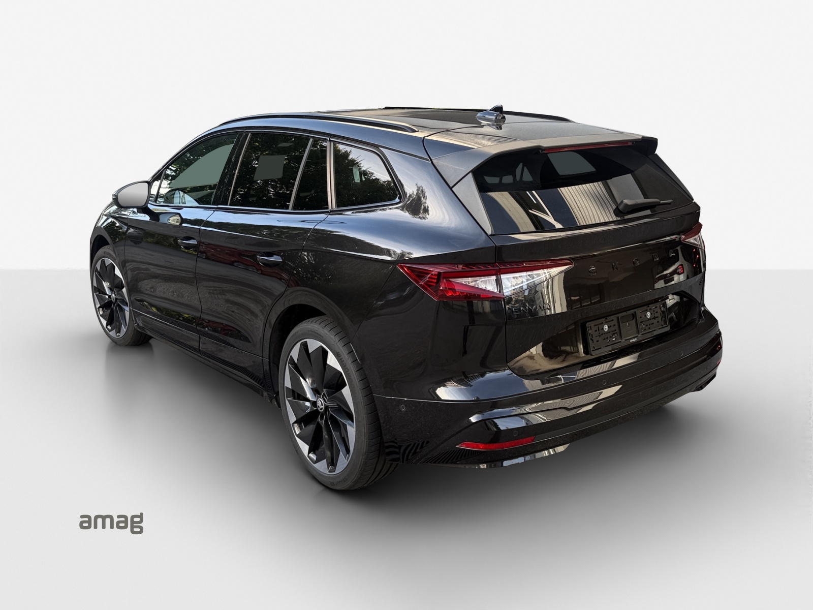 SKODA Enyaq iV 80 SportLine Ultra-image-2