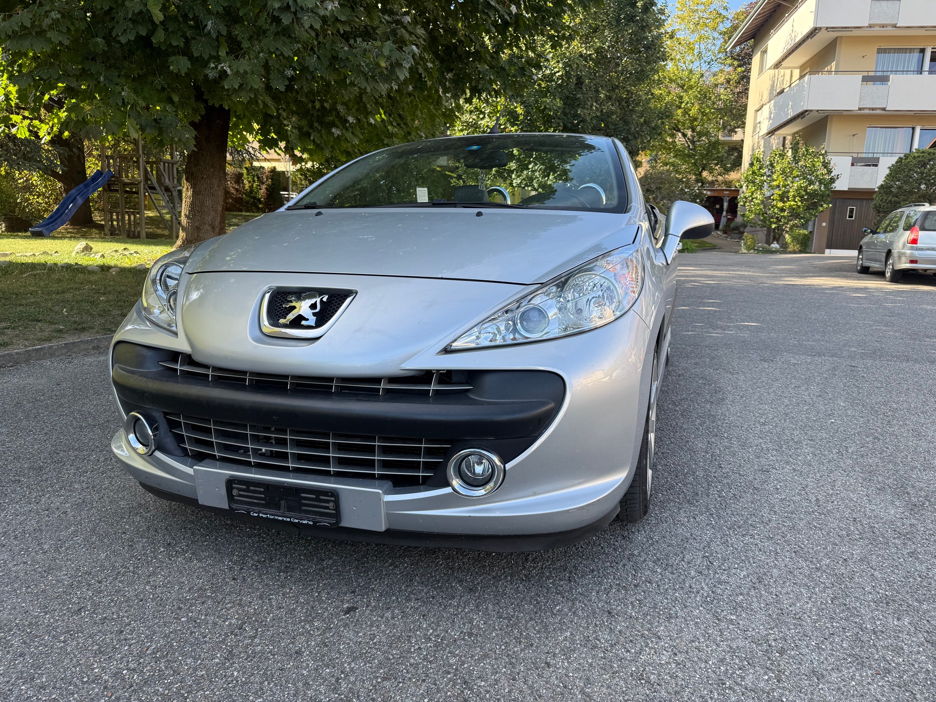 PEUGEOT 207 CC 1.6 16V Platinium Edition Automatic-image-1