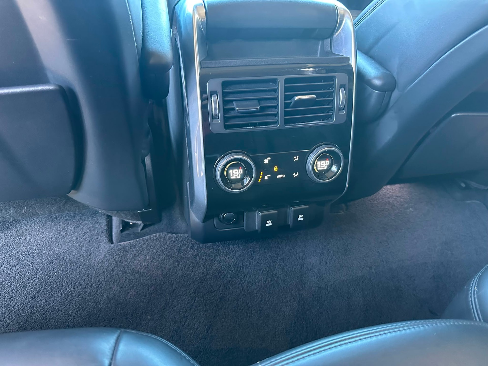 LAND ROVER Range Rover Sport 4.4 SDV8 HSE Dynamic Automatic-image-6