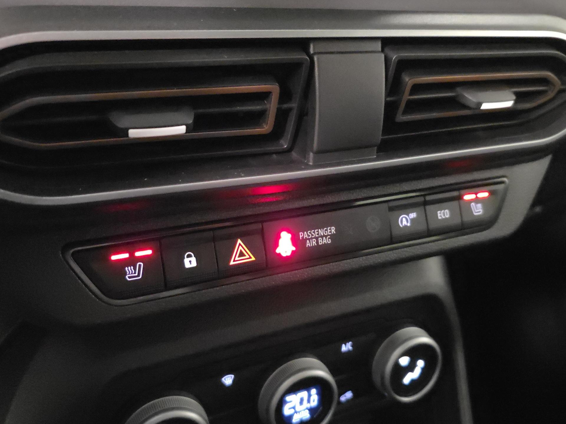 DACIA Sandero Stepway TCe 110 Extreme+-image-24