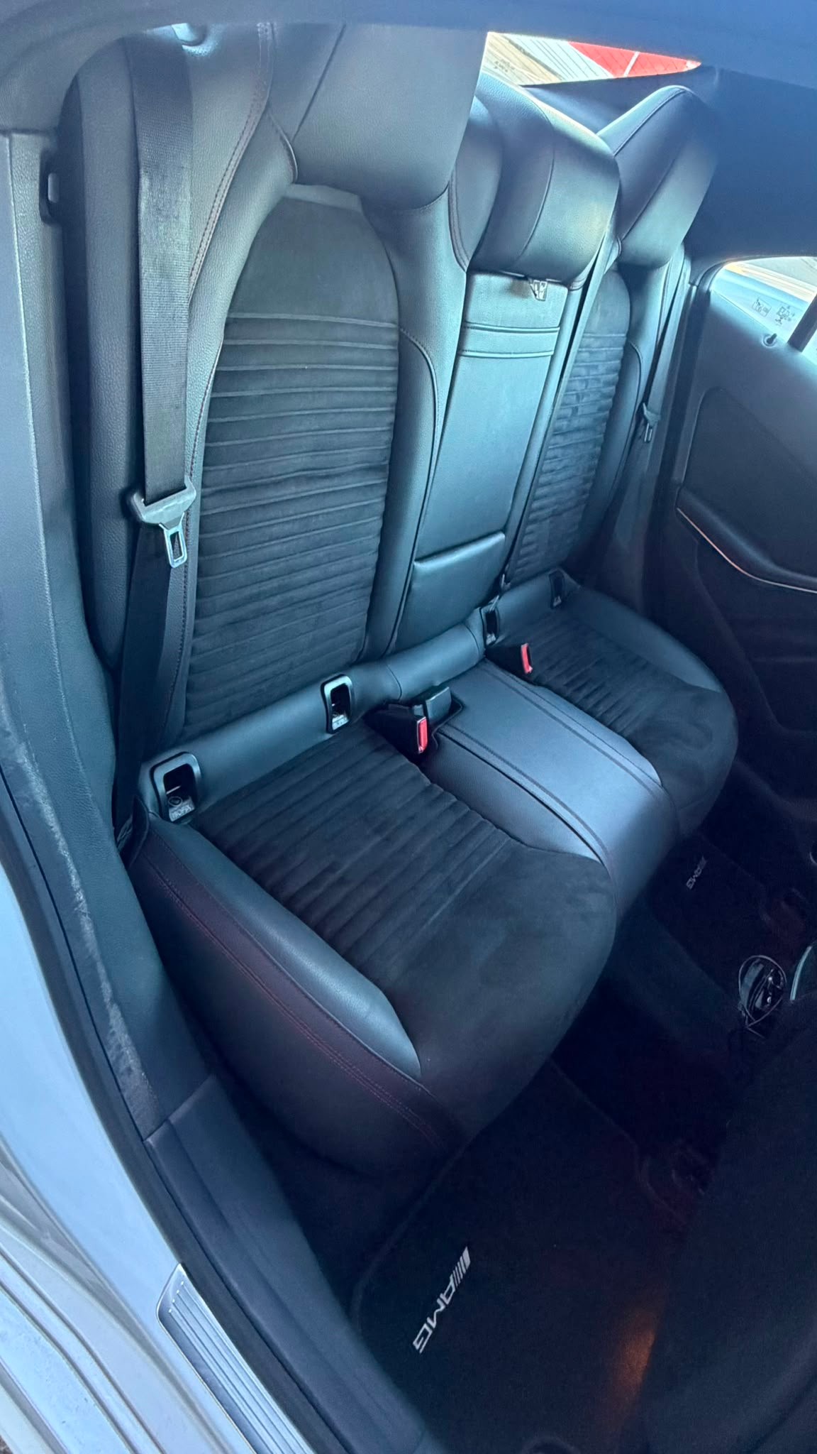 MERCEDES-BENZ CLA 200 AMG Line 7G-DCT-image-7