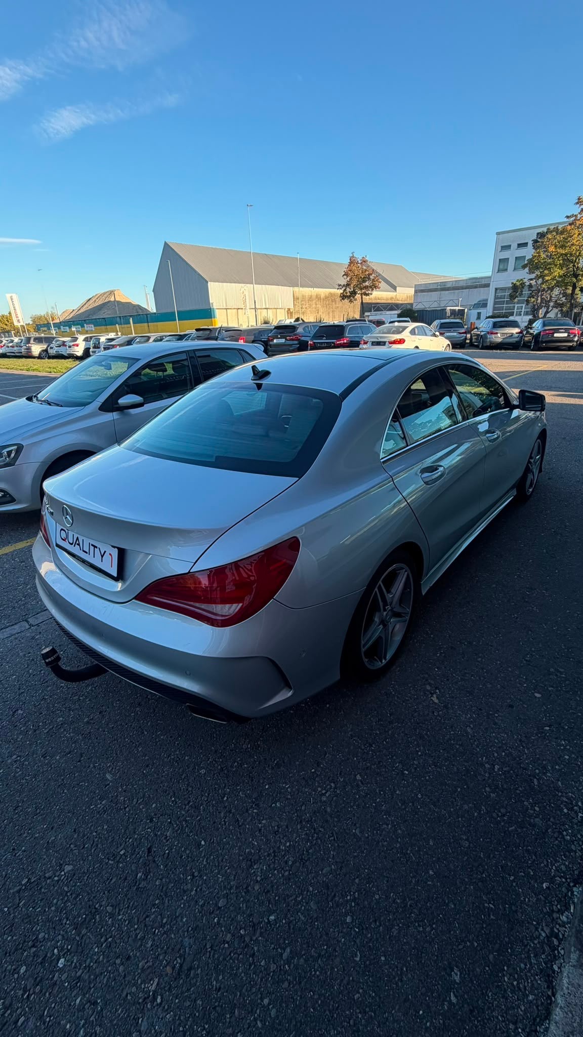 MERCEDES-BENZ CLA 200 AMG Line 7G-DCT-image-5