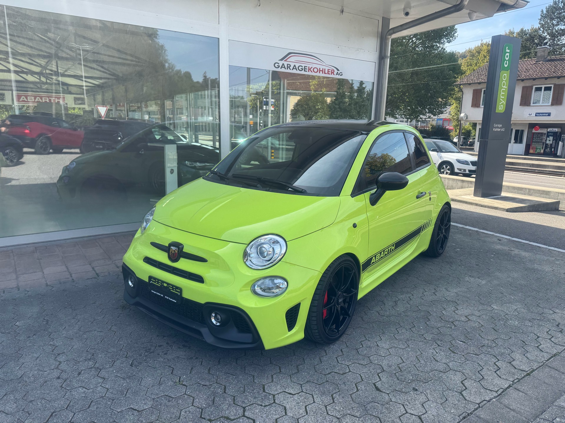 FIAT 595 1.4 16V Turbo Abarth Competizione-image-1
