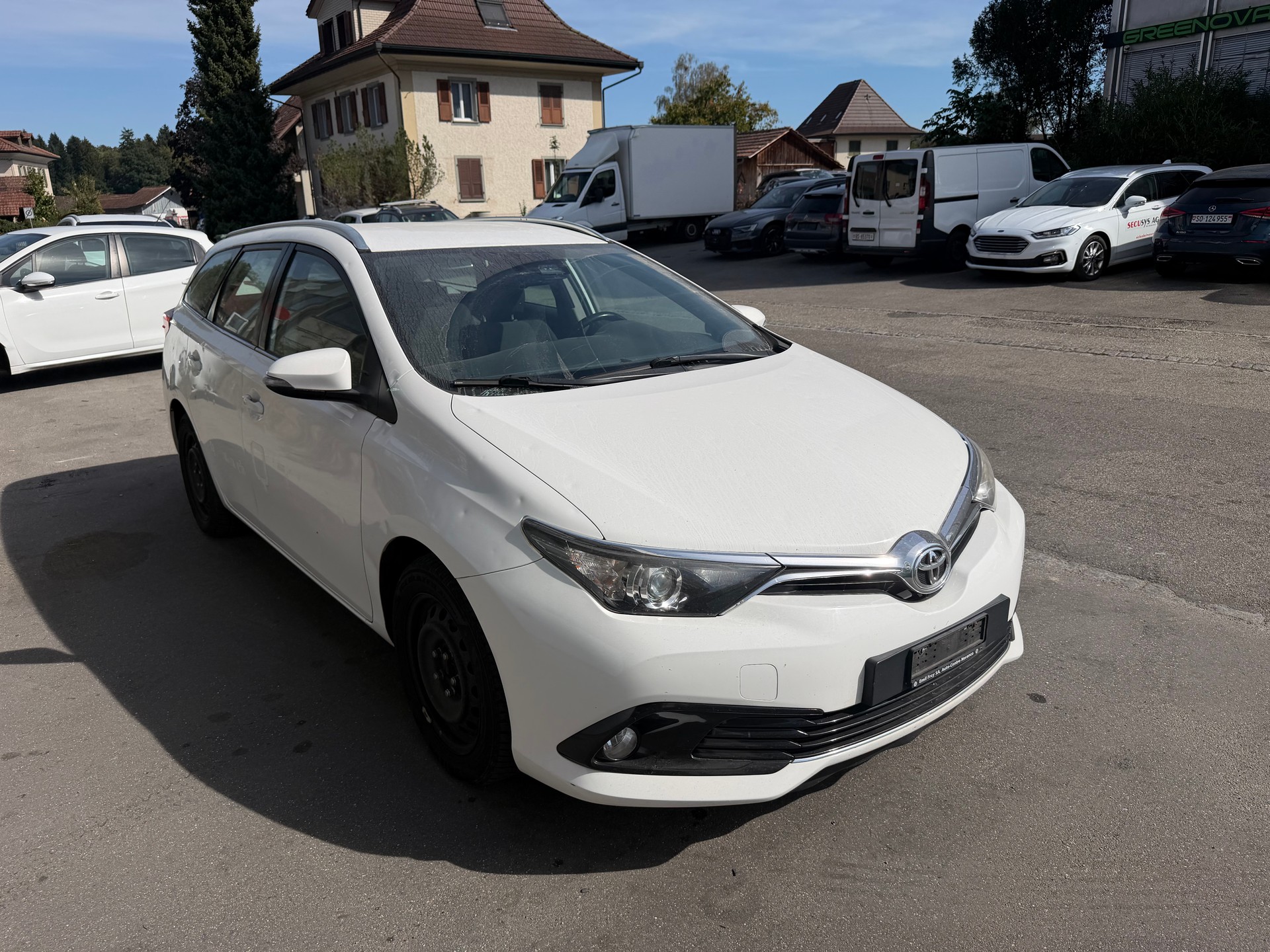 TOYOTA Auris Touring Sports 1.2 Turbo Premium-image-1
