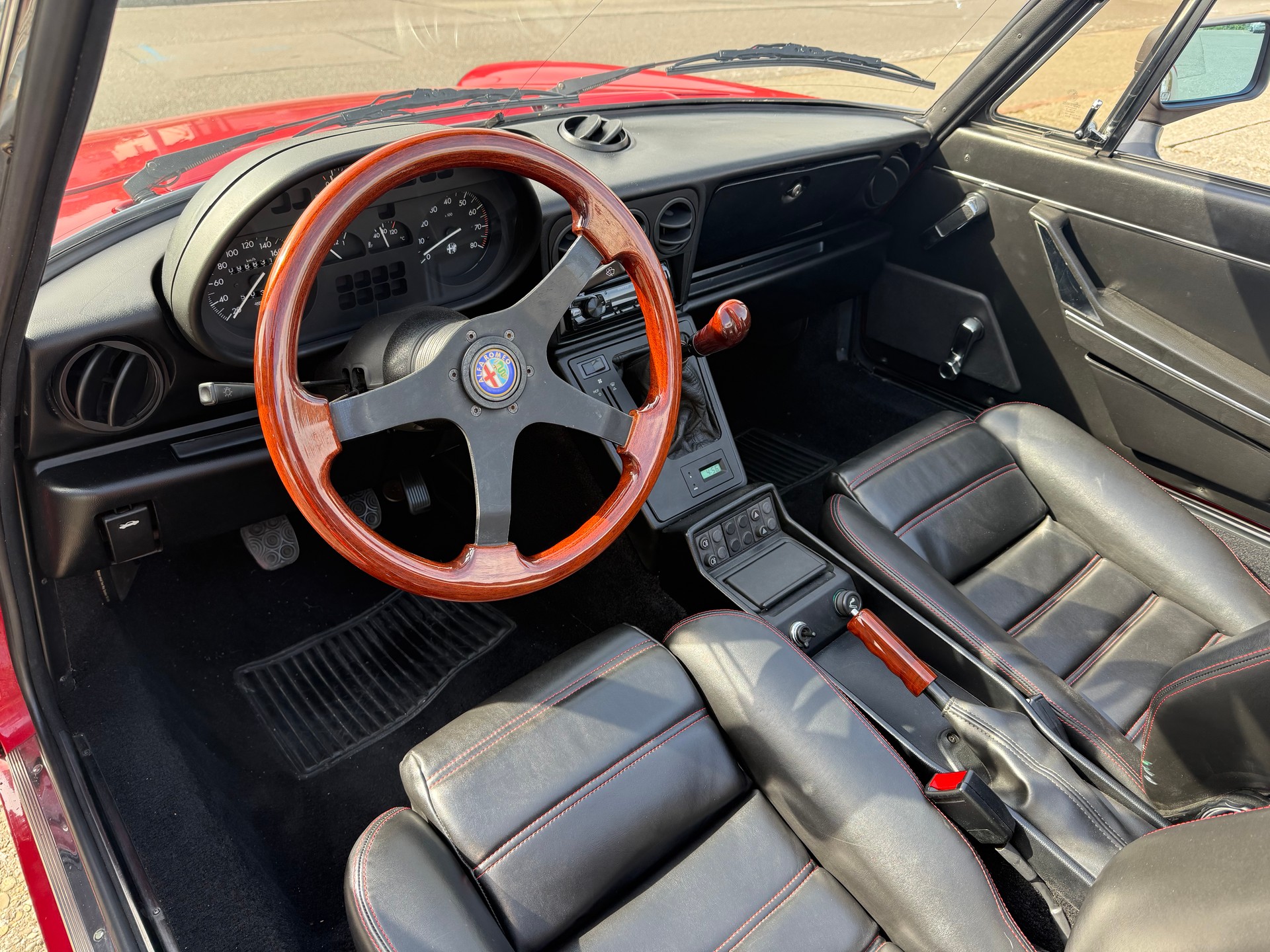 ALFA ROMEO Spider 2.0 (Veloce)-image-6