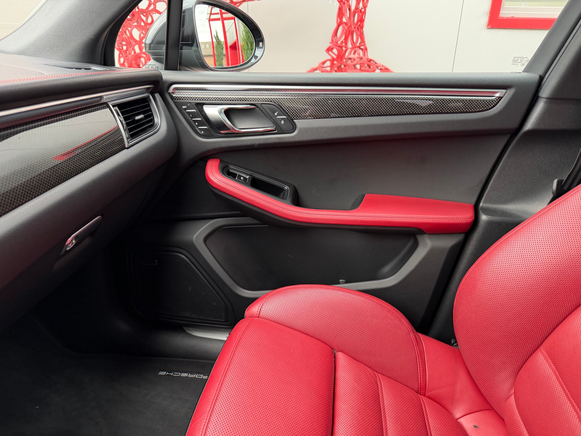 PORSCHE Macan S Diesel PDK-image-12