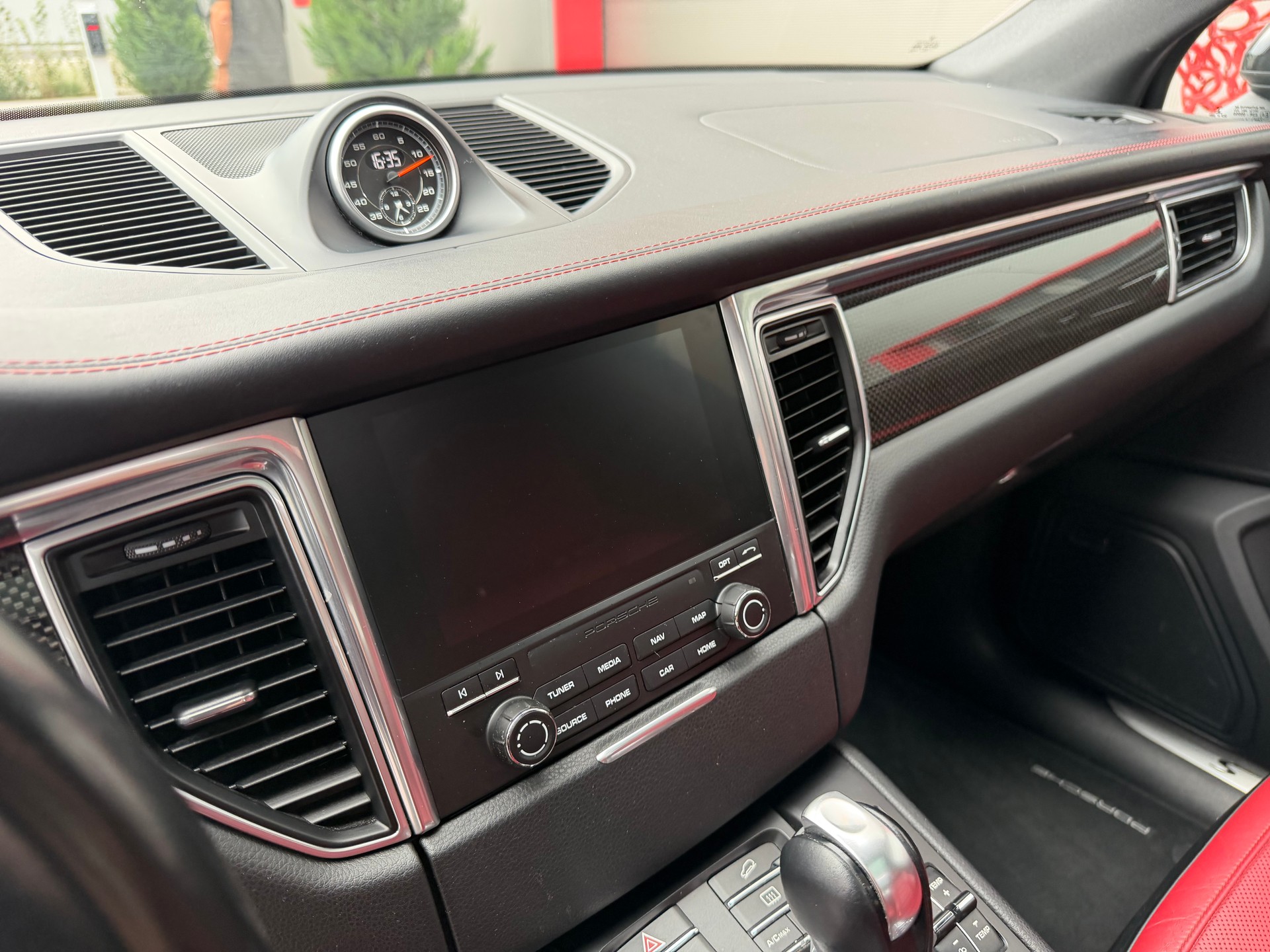 PORSCHE Macan S Diesel PDK-image-14