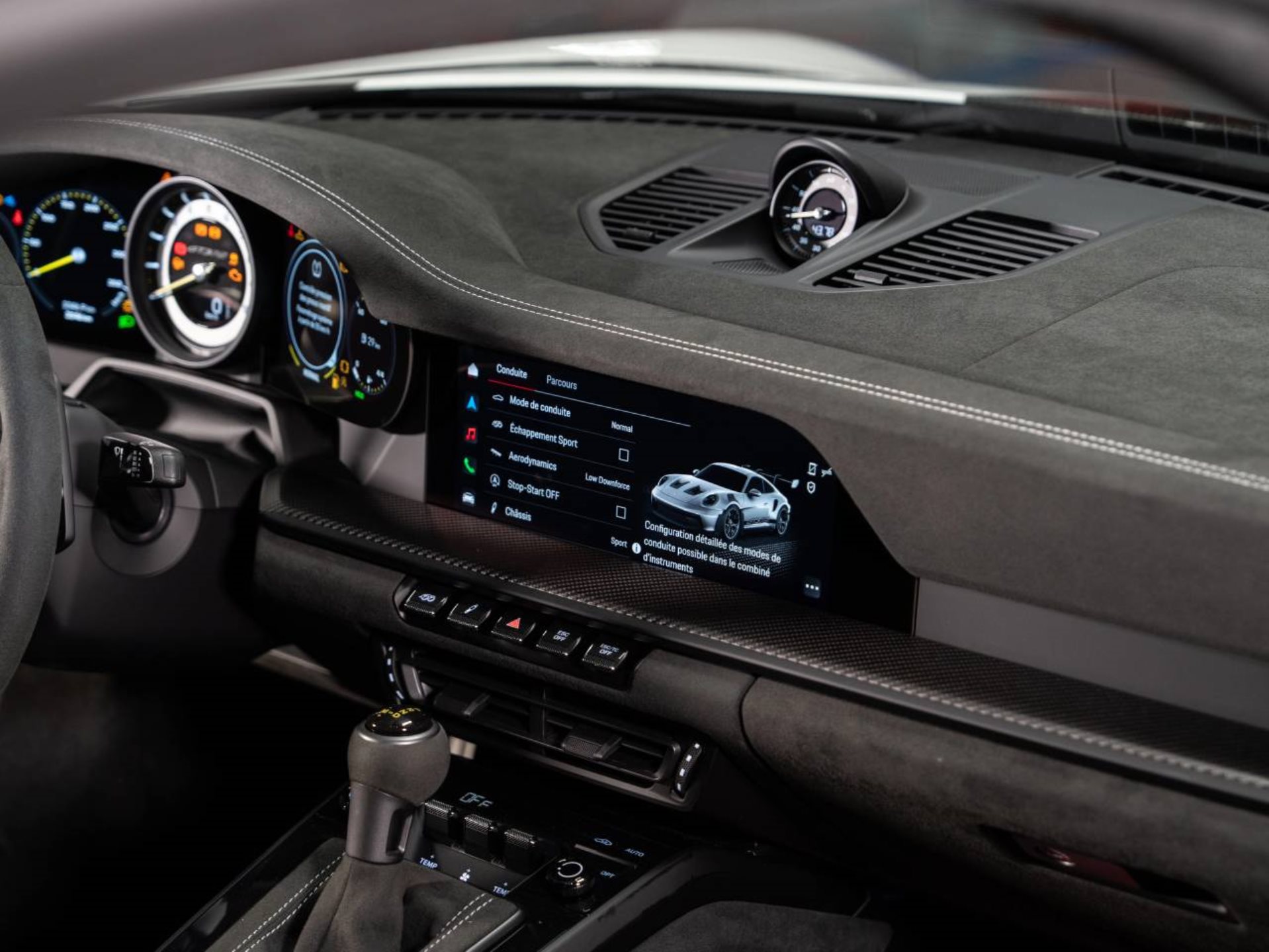 PORSCHE 911 GT3 RS-image-13